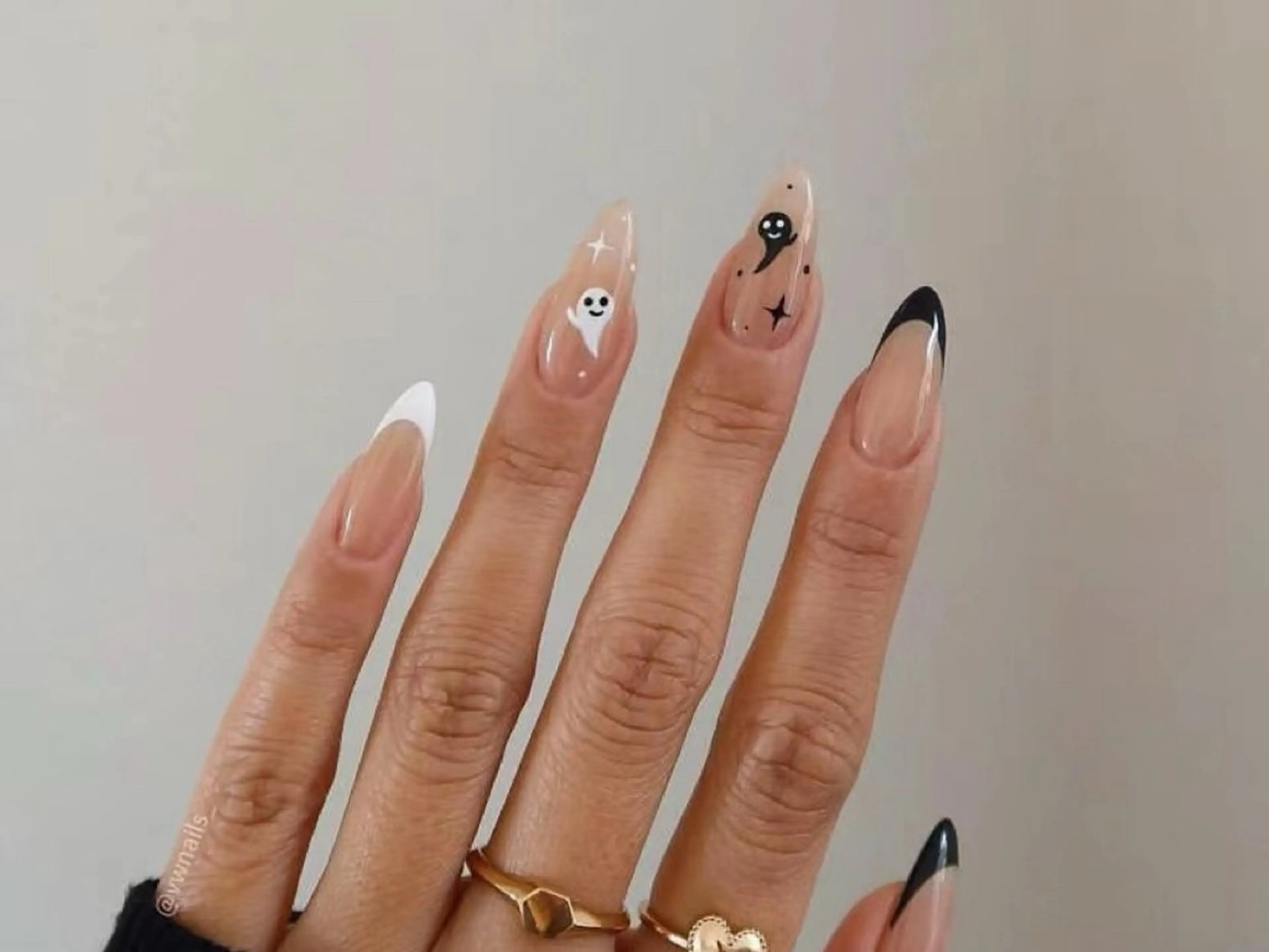 ネイル ハンドネイル Nail •Head スパFortunaのネイルデザイン