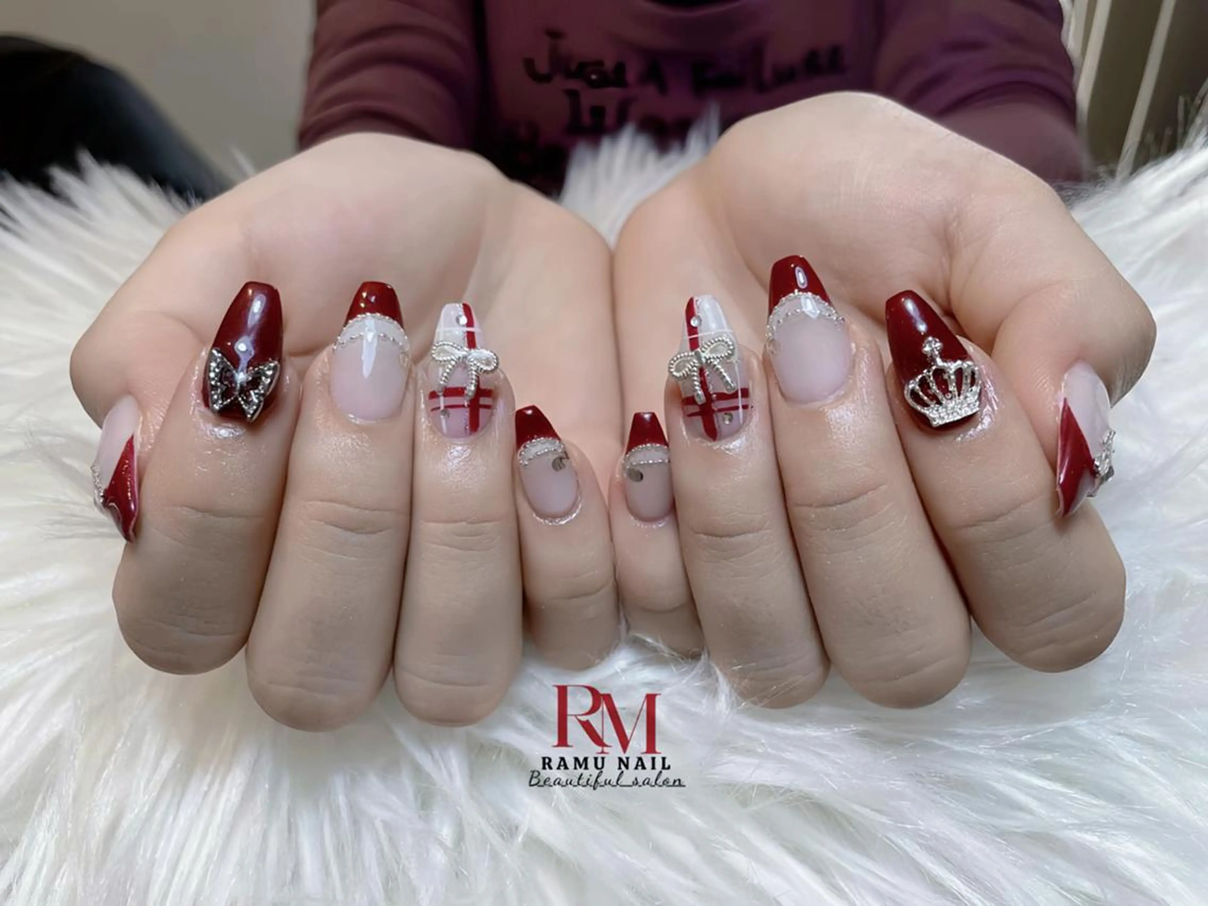ネイル アートネイル チークネイル 長さ出し フレンチネイル グラデーション ハンドネイル RAMU_Nail 池袋店のネイルデザイン