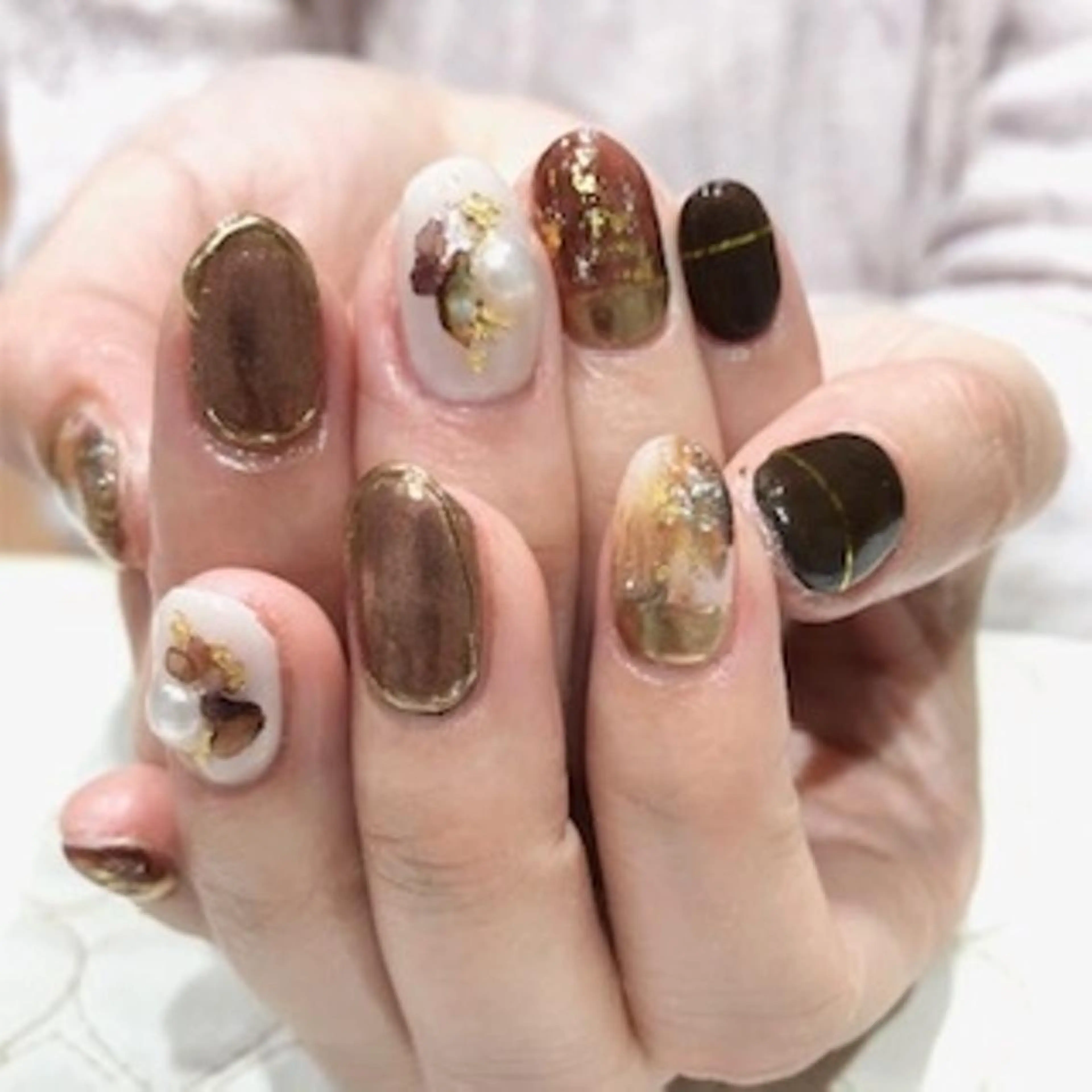 ネイル 持ち込み 八木 香澄のネイルデザイン