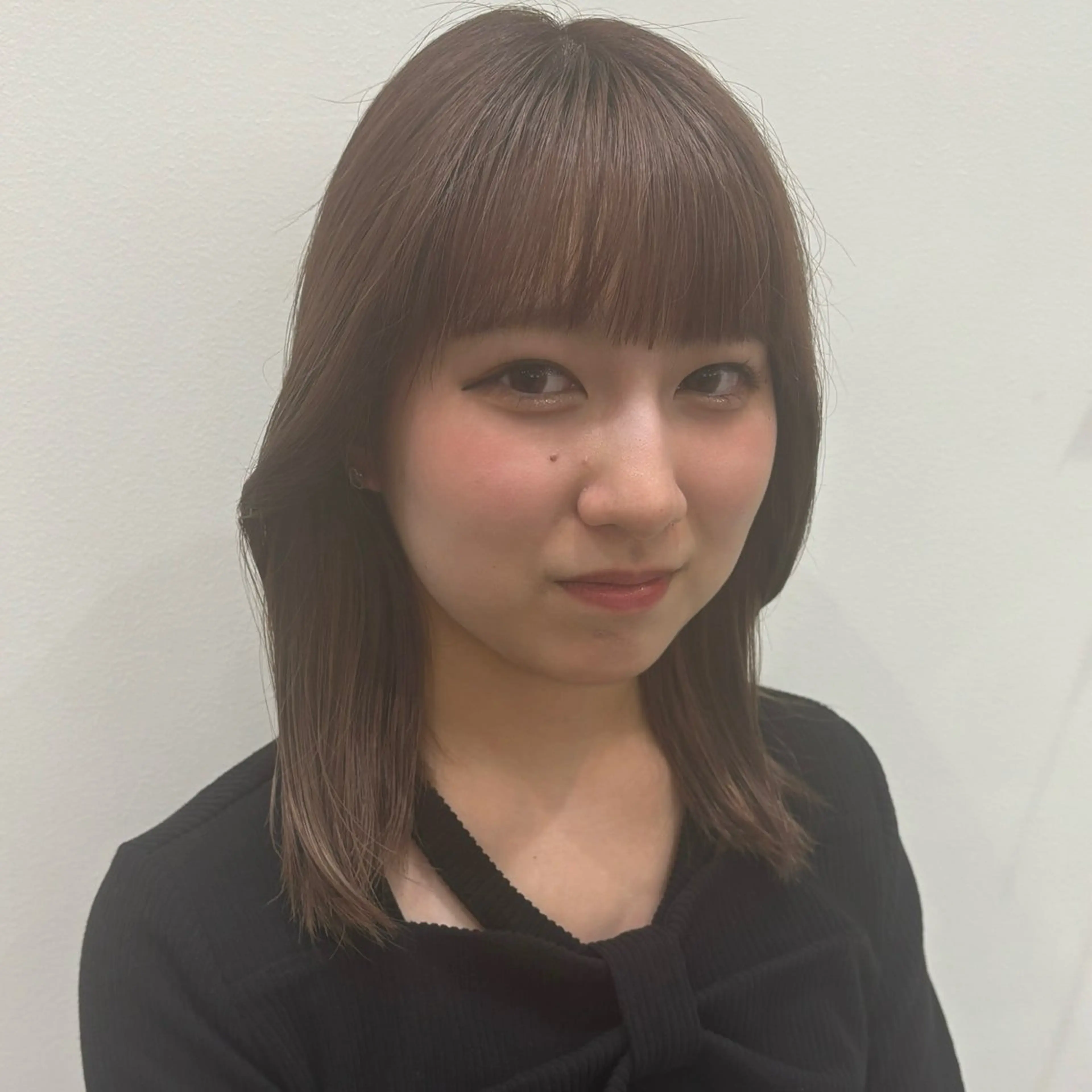 ミディアム カラー rion🪽 /艶髪・ハイトーンのヘアスタイル