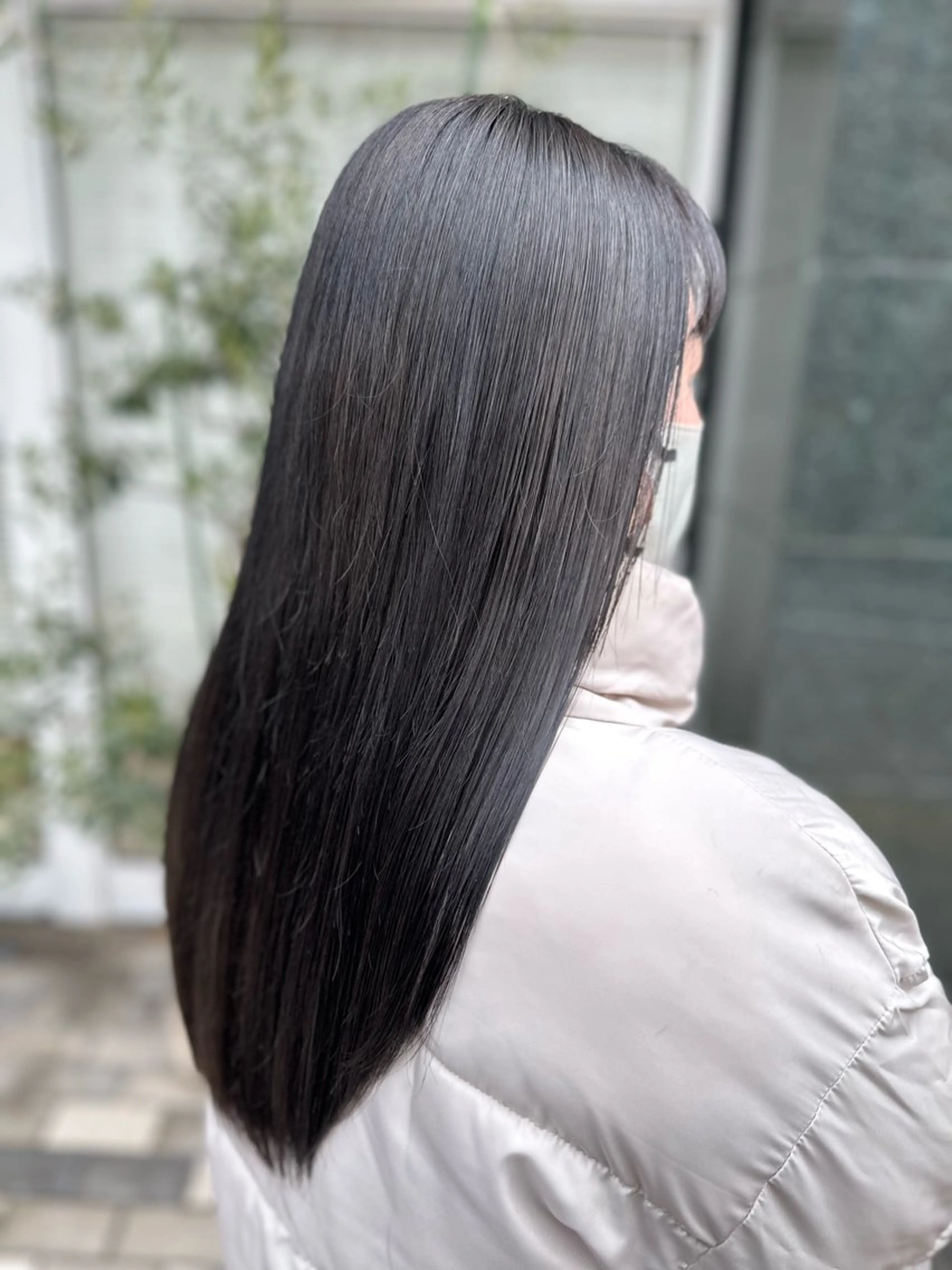 ロング カラー 黒髪 ブルーカラー 🐖 やぶたはるや🐖のヘアスタイル