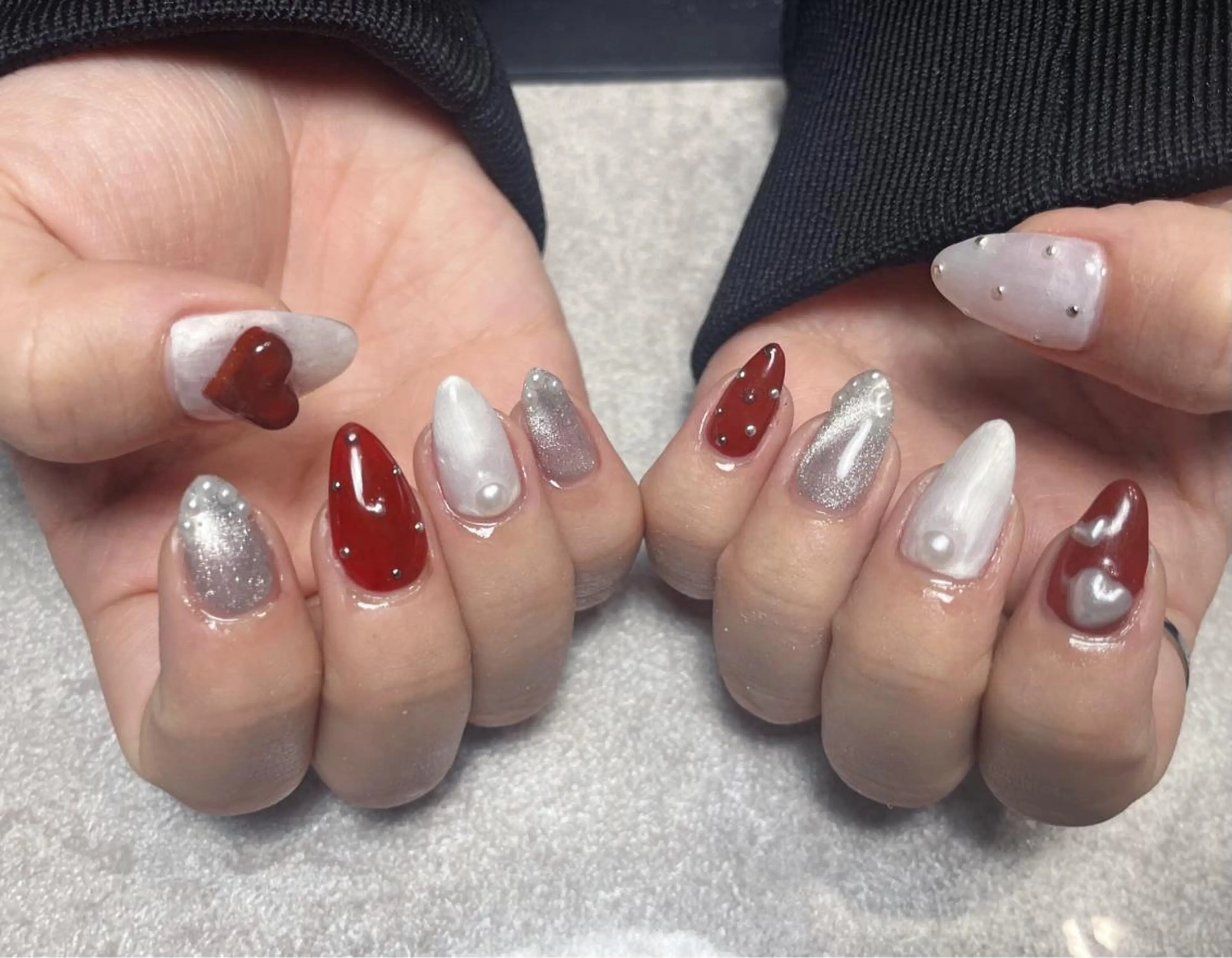 ネイル ドット ジェルネイル ハート マグネットネイル パラジェル BLANC.nail yuuのネイルデザイン