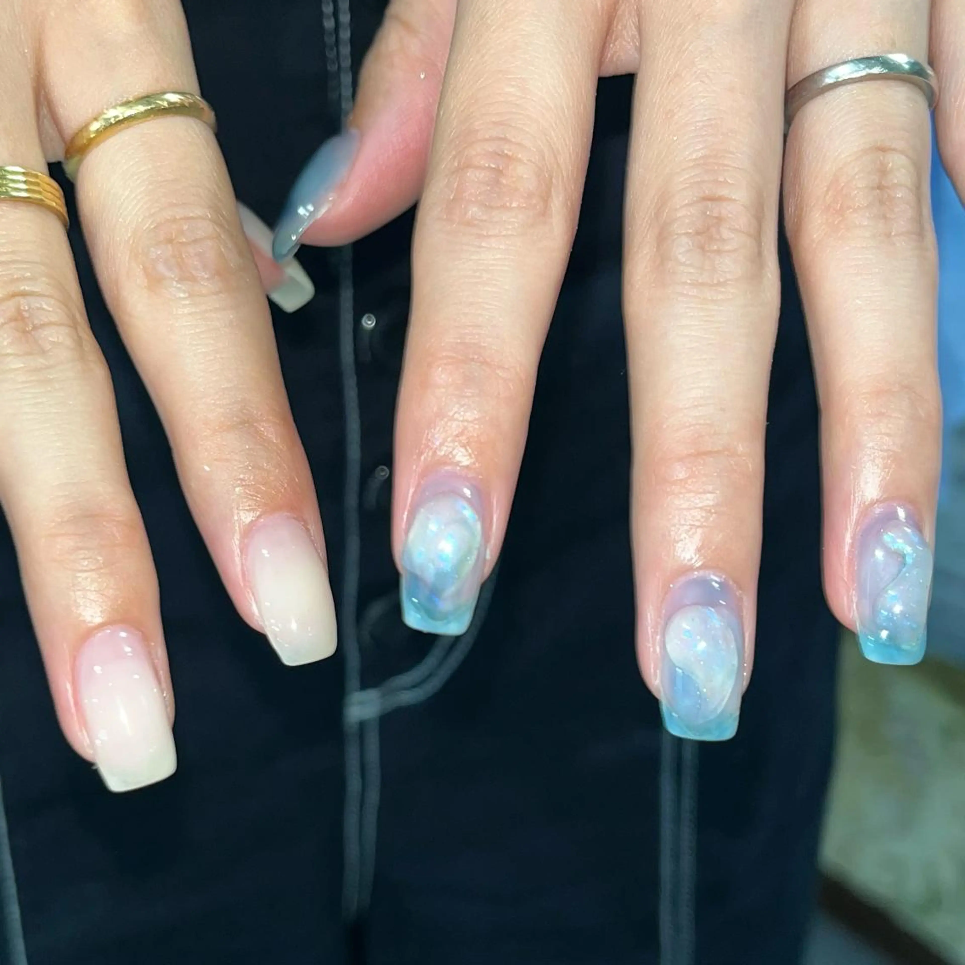 ネイル 🪐富島彩夏 /海外nail🪐のネイルデザイン