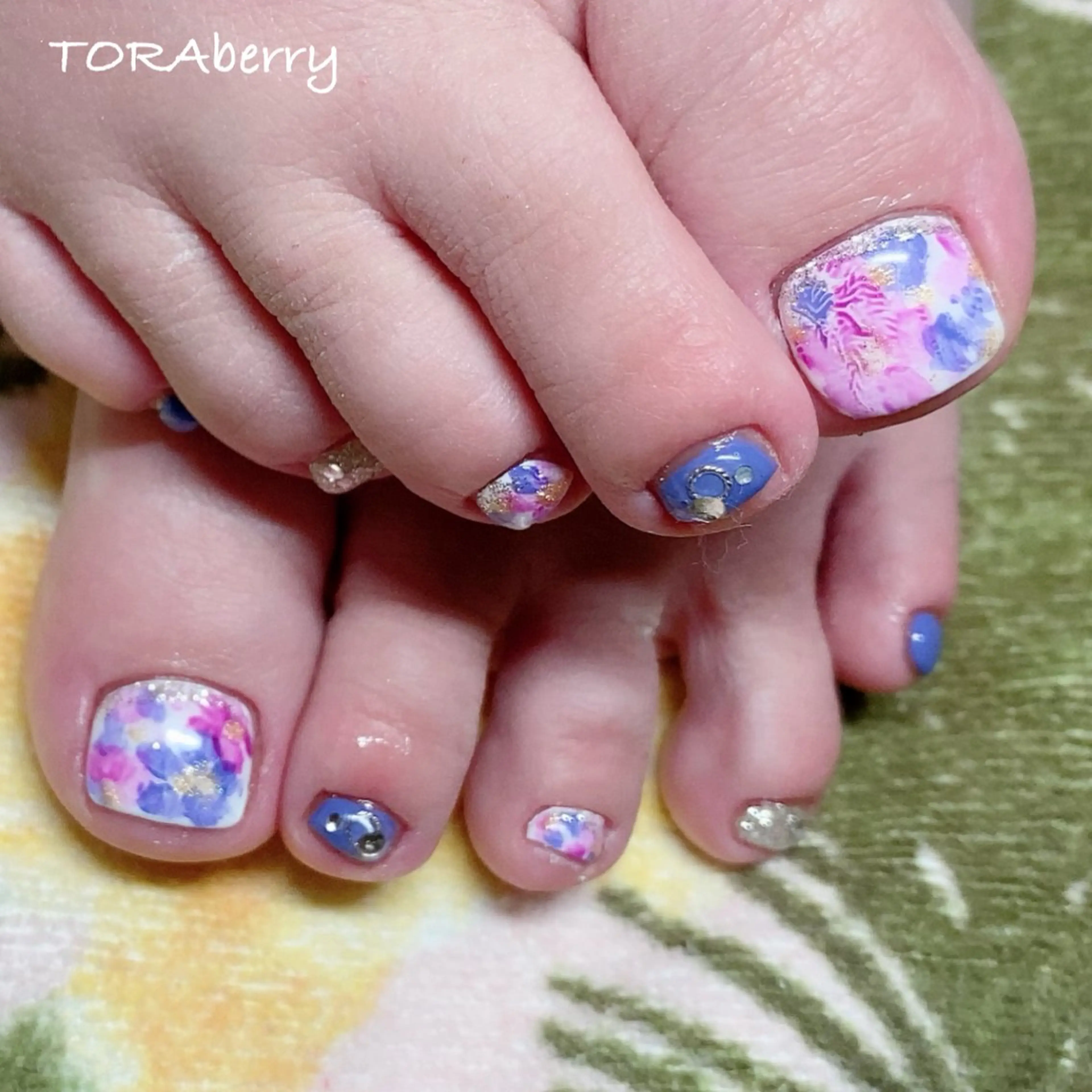 ネイル フットネイル ネイリスト なつみのネイルデザイン