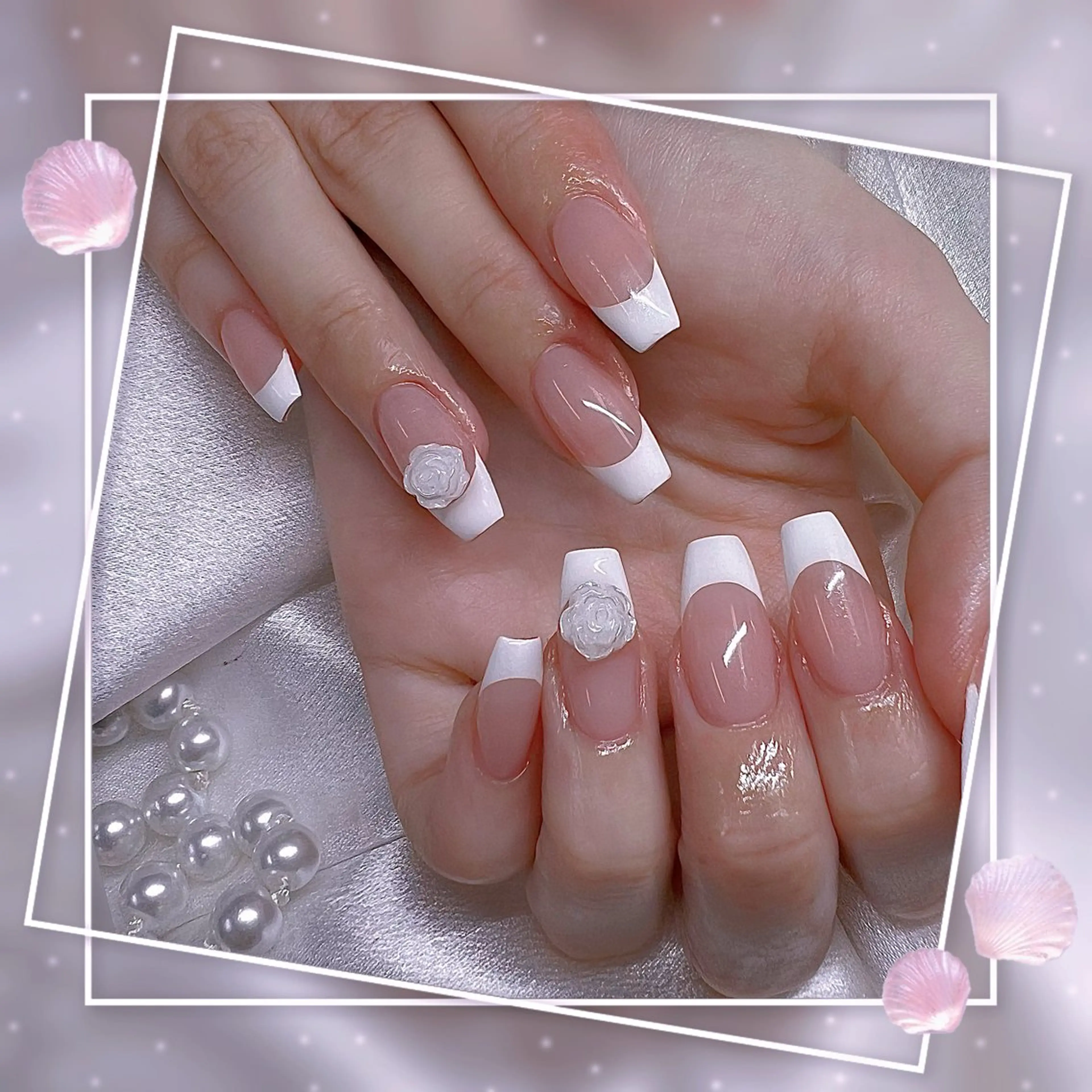 ネイル フレンチネイル グラデーション キラキラネイル 韓国ネイル マグネットネイル ハンドネイル Chill Nailsalonのネイルデザイン