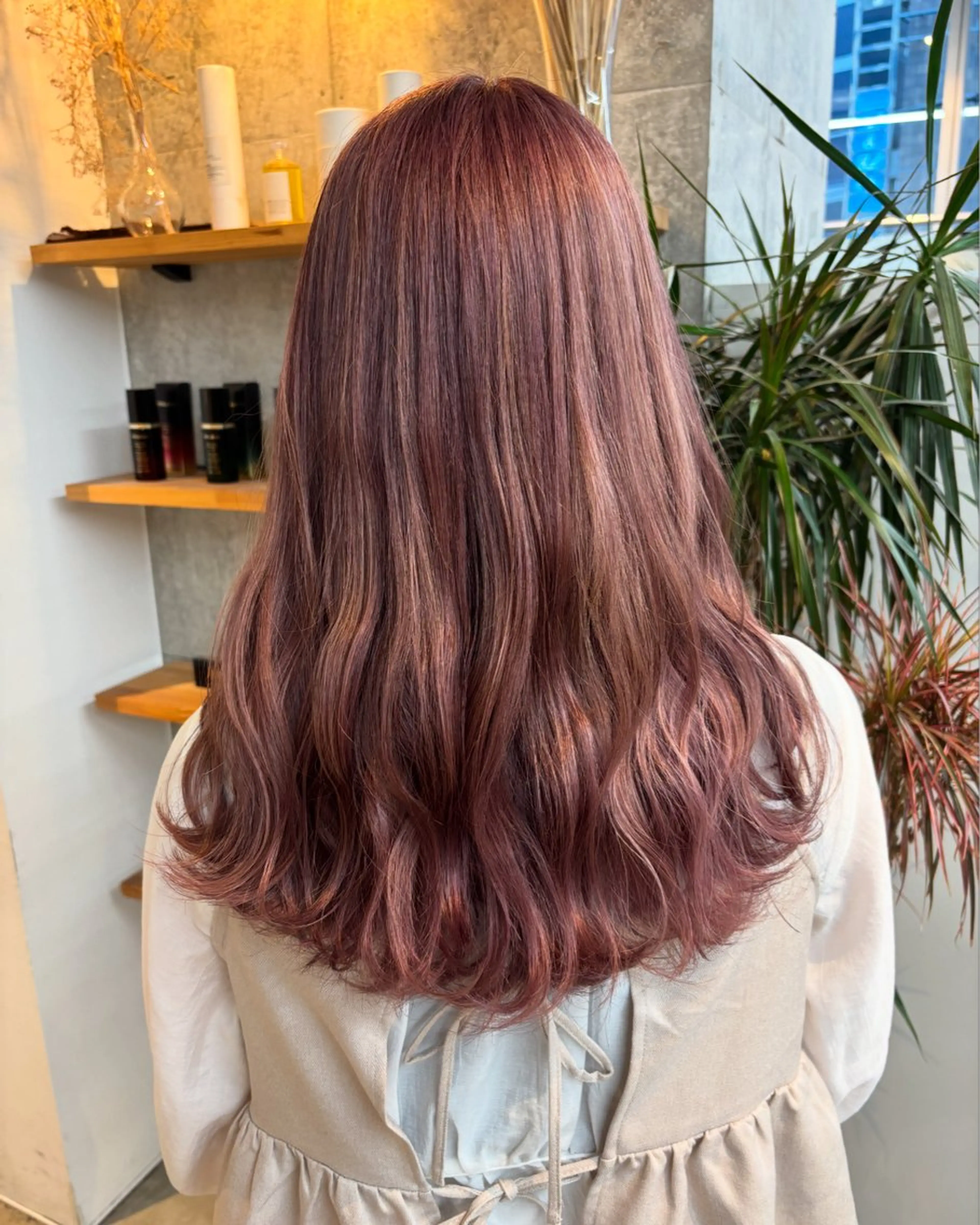 セミロング カラー 🌼ハイライト透明感 🌼maiのヘアスタイル