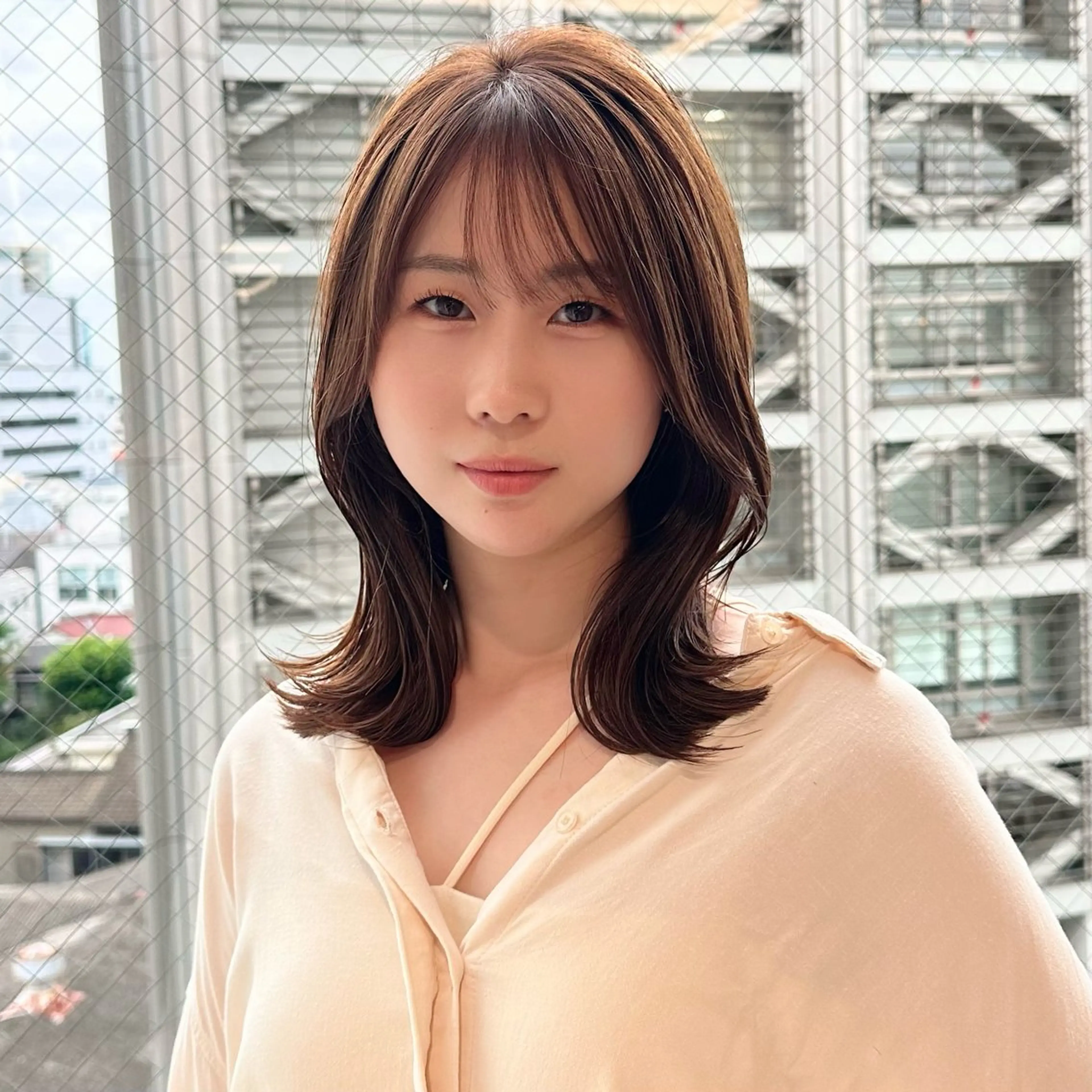 ミディアム カラー カット ヘアカラー トリートメント ブリーチなし/レイヤ ー特化🌈Tommyのヘアスタイル