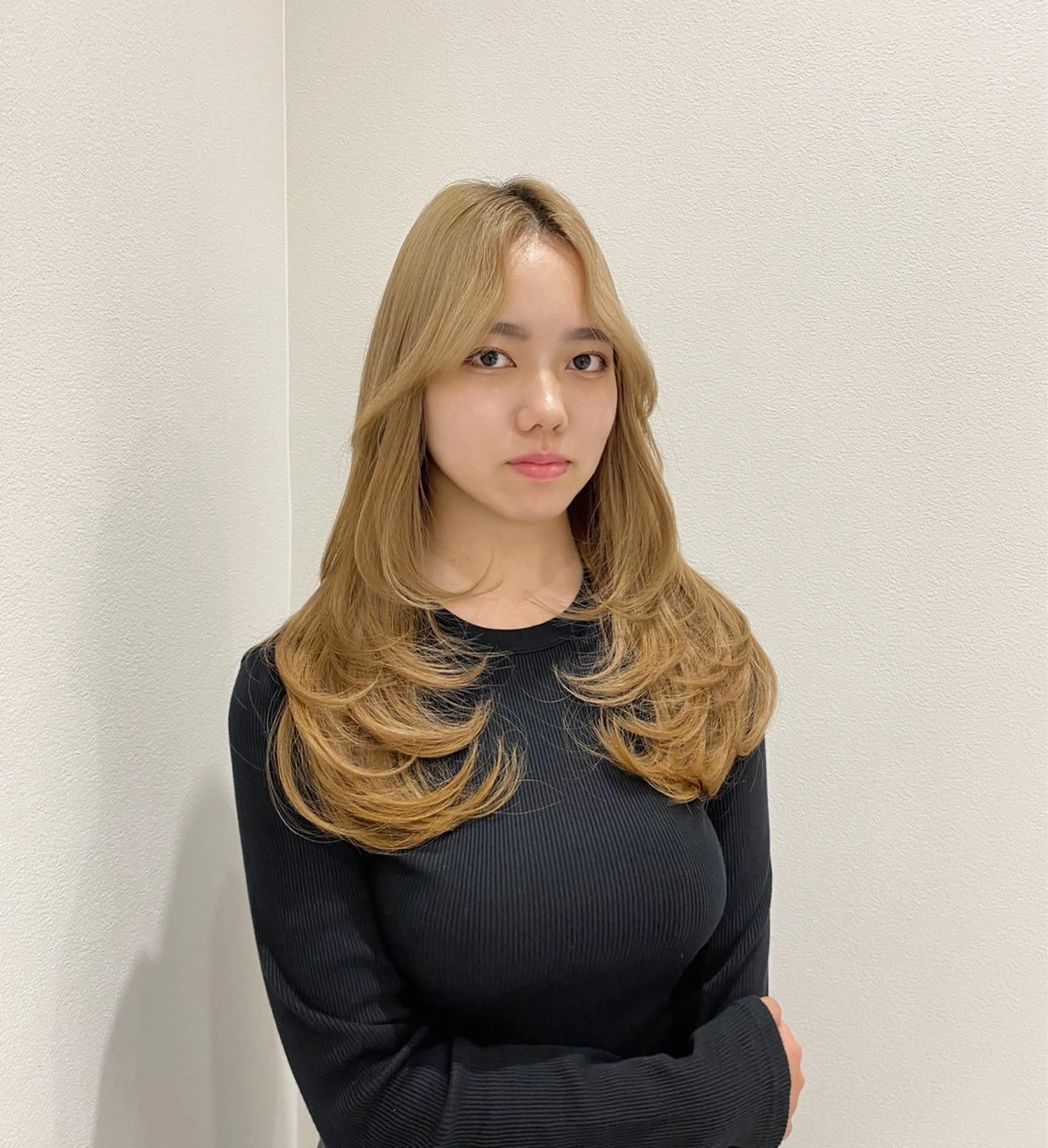 セミロング カラー レイヤーカット レイヤー/艶カラー /韓国ヘア/高松のヘアスタイル