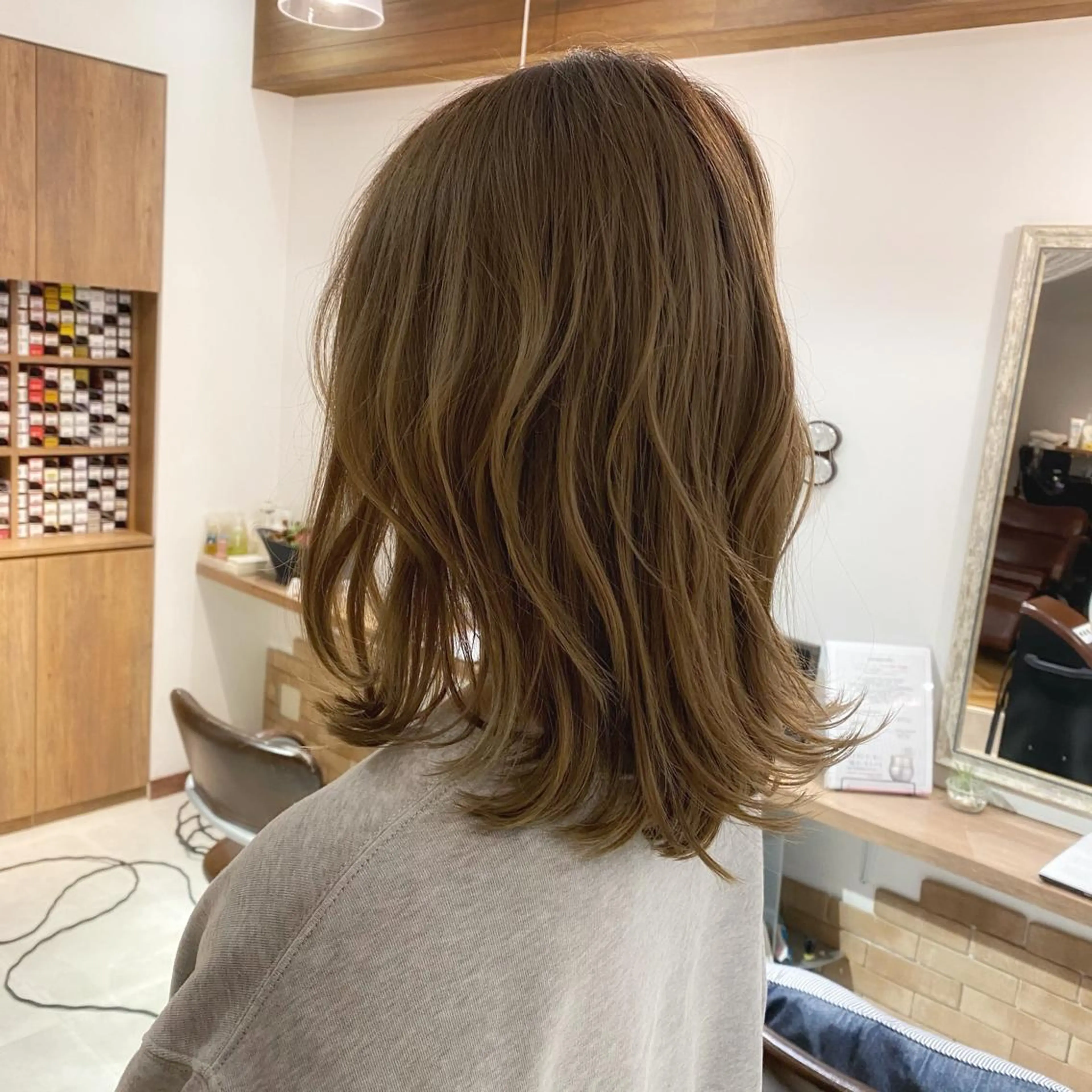 セミロング ヘアアレンジ レイヤーカット 髪質改善特化 安東駿介のヘアスタイル
