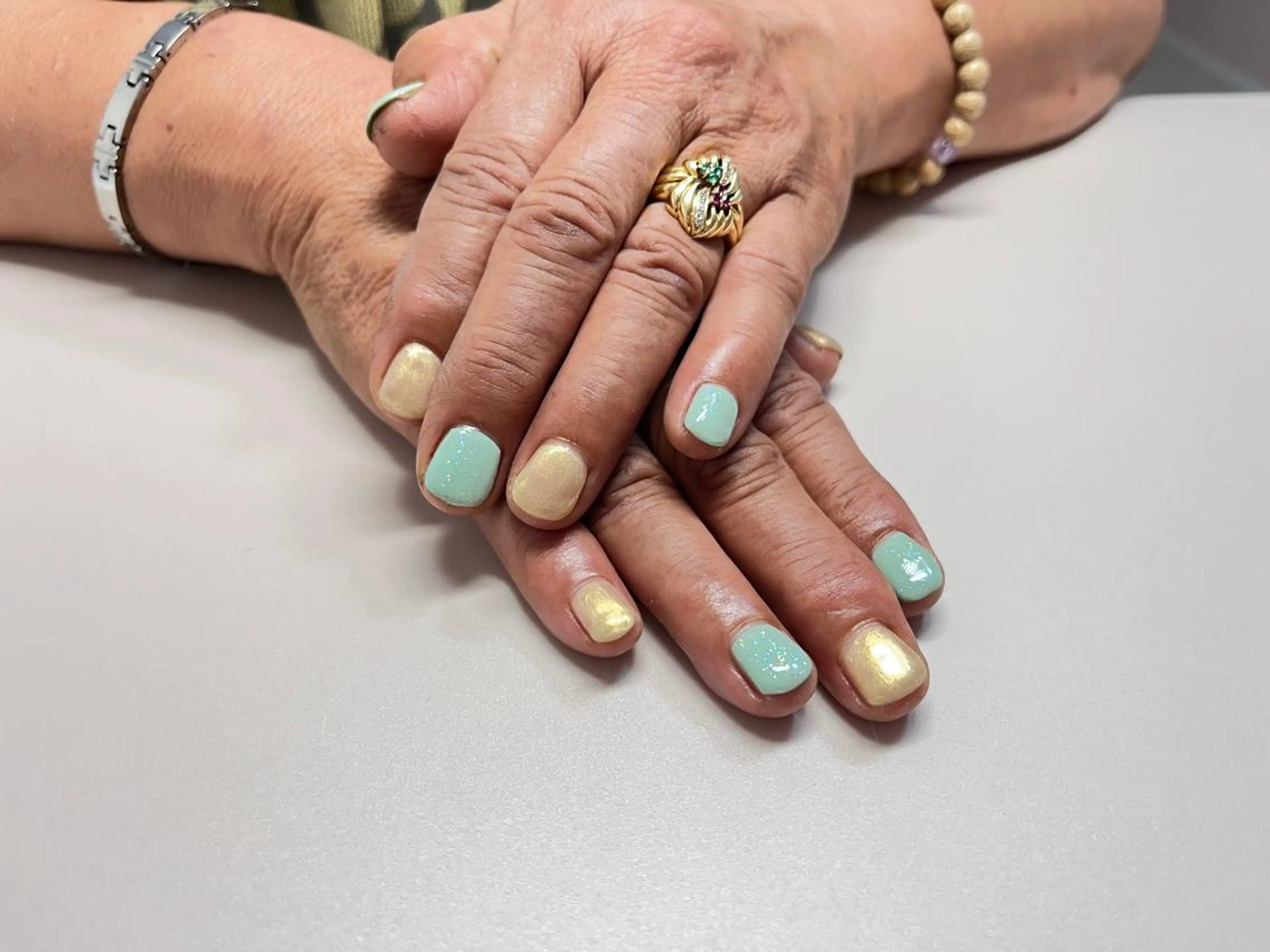 ネイル ラメ(グリッター) ハンドネイル Luxy YUKIのネイルデザイン