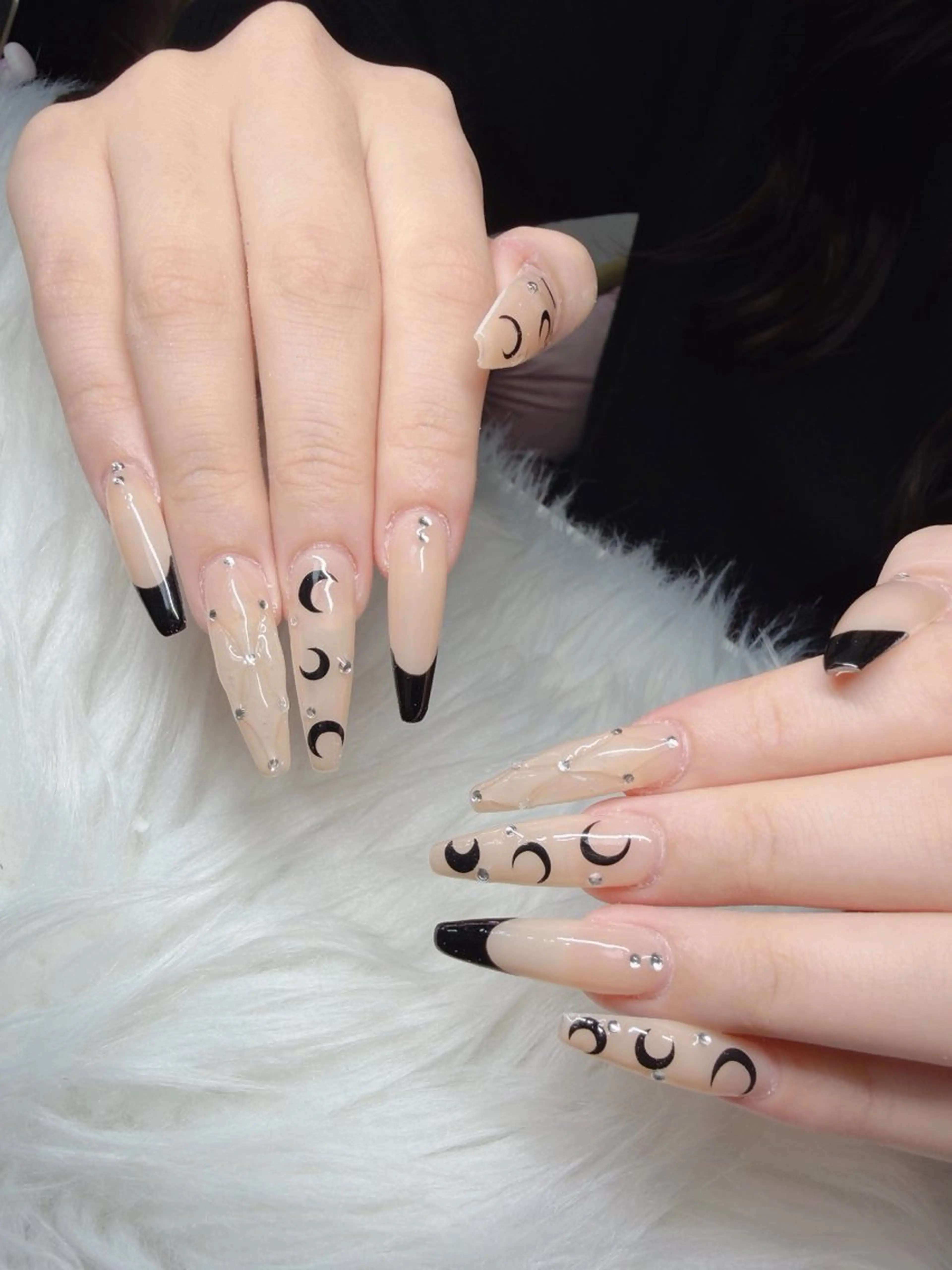 ネイル 長さ出し グラデーション 卒業式 キラキラネイル マグネットネイル ハンドネイル Lee Nailsのネイルデザイン