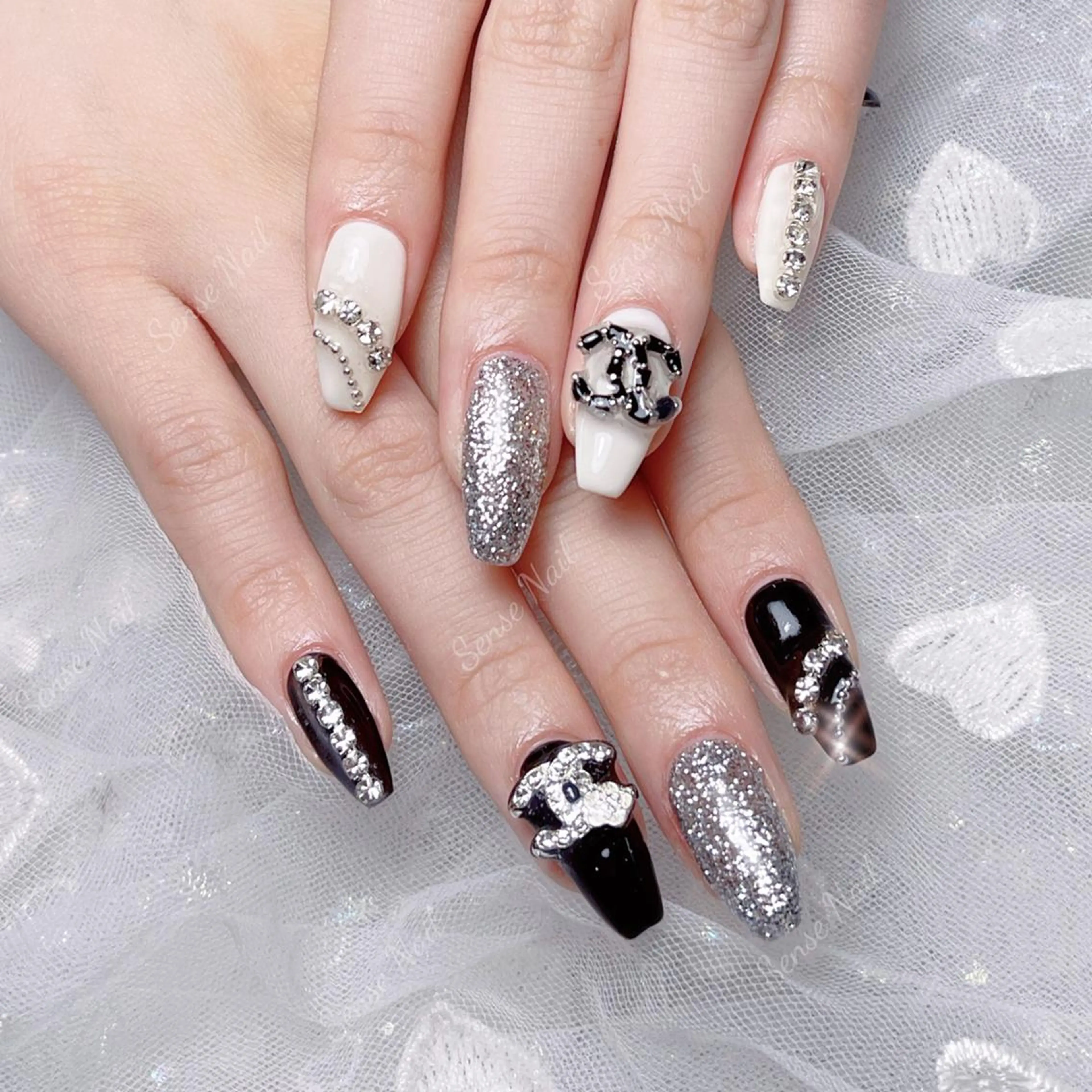 ネイル ハンドネイル ハンドケア 🎀Sense Nail池袋店🎀のネイルデザイン