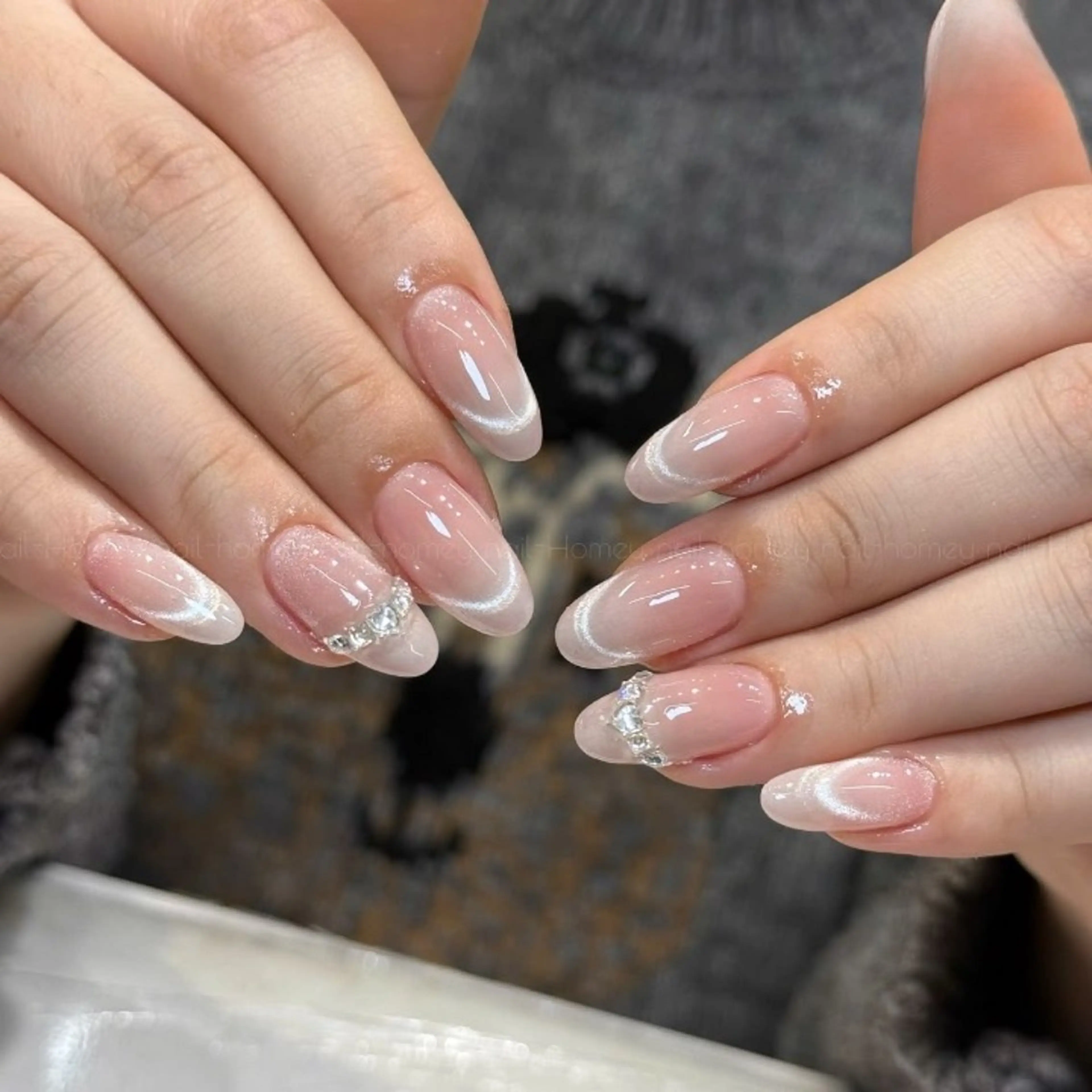カラー グラデーションカラー ピンクカラー ハンドネイル AIN Nailのネイルデザイン
