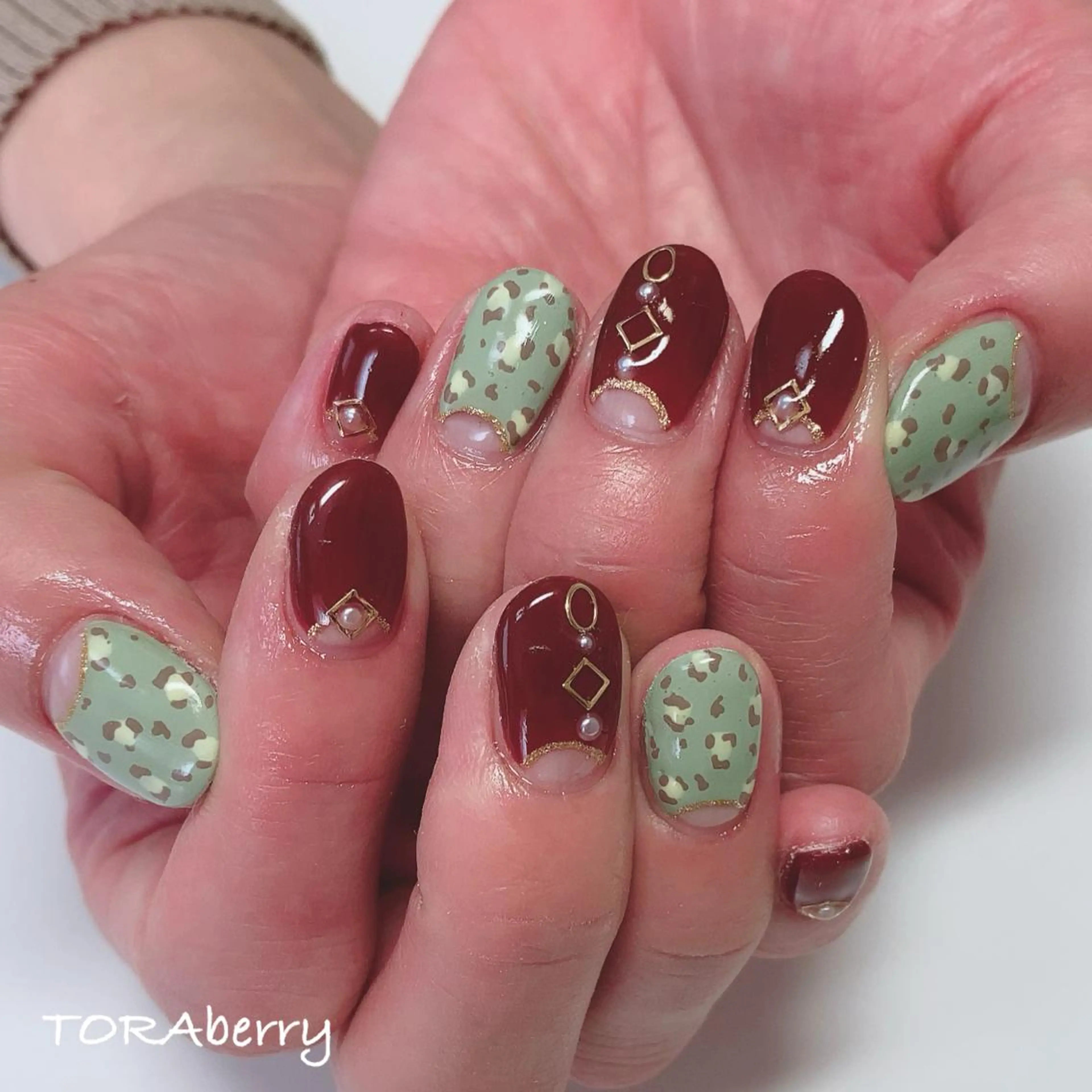 ネイル ハンドネイル ネイリスト なつみのネイルデザイン