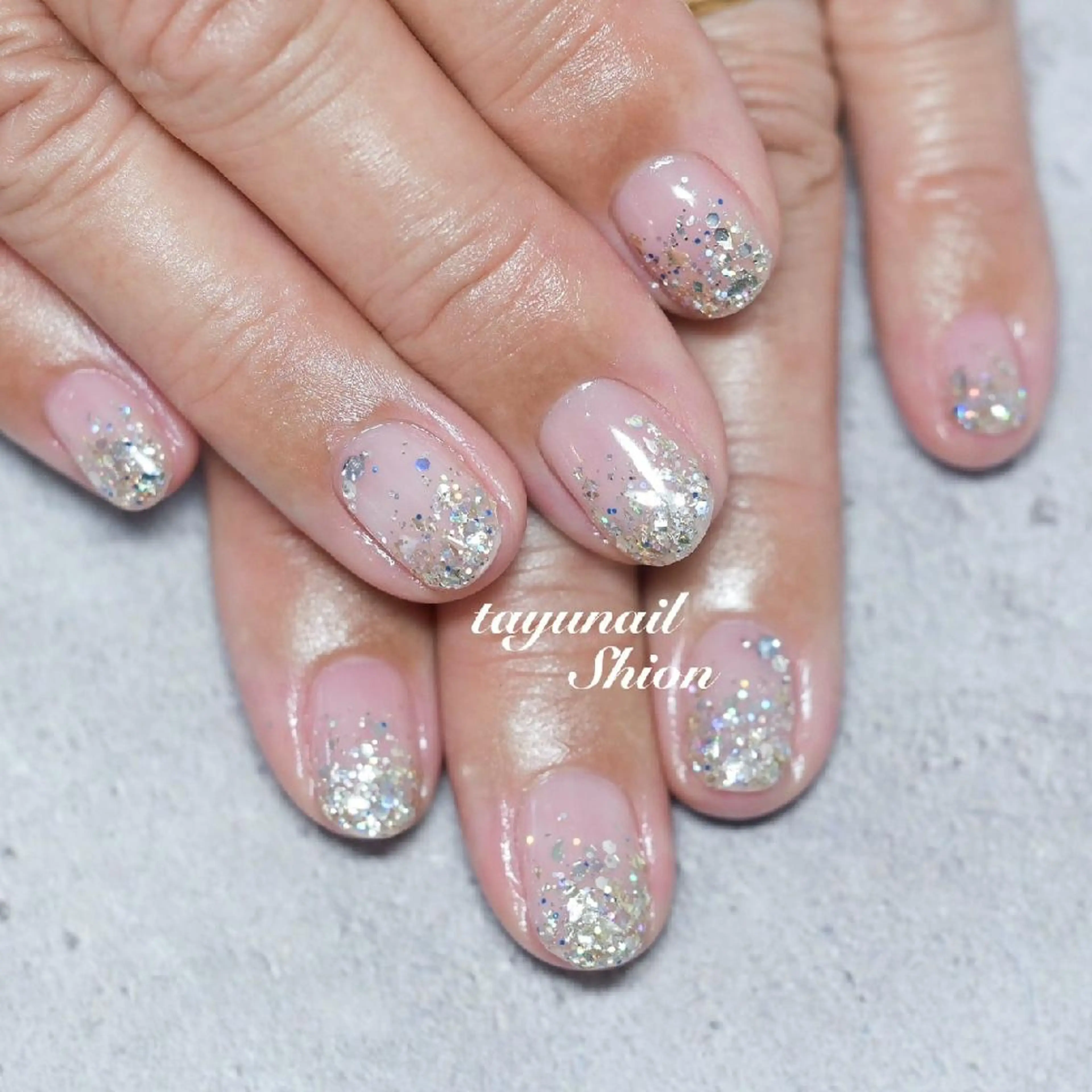 ネイル ブルー クリアネイル ジェルネイル グラデーション キラキラネイル ネイルサロン 【たゆnail】のネイルデザイン