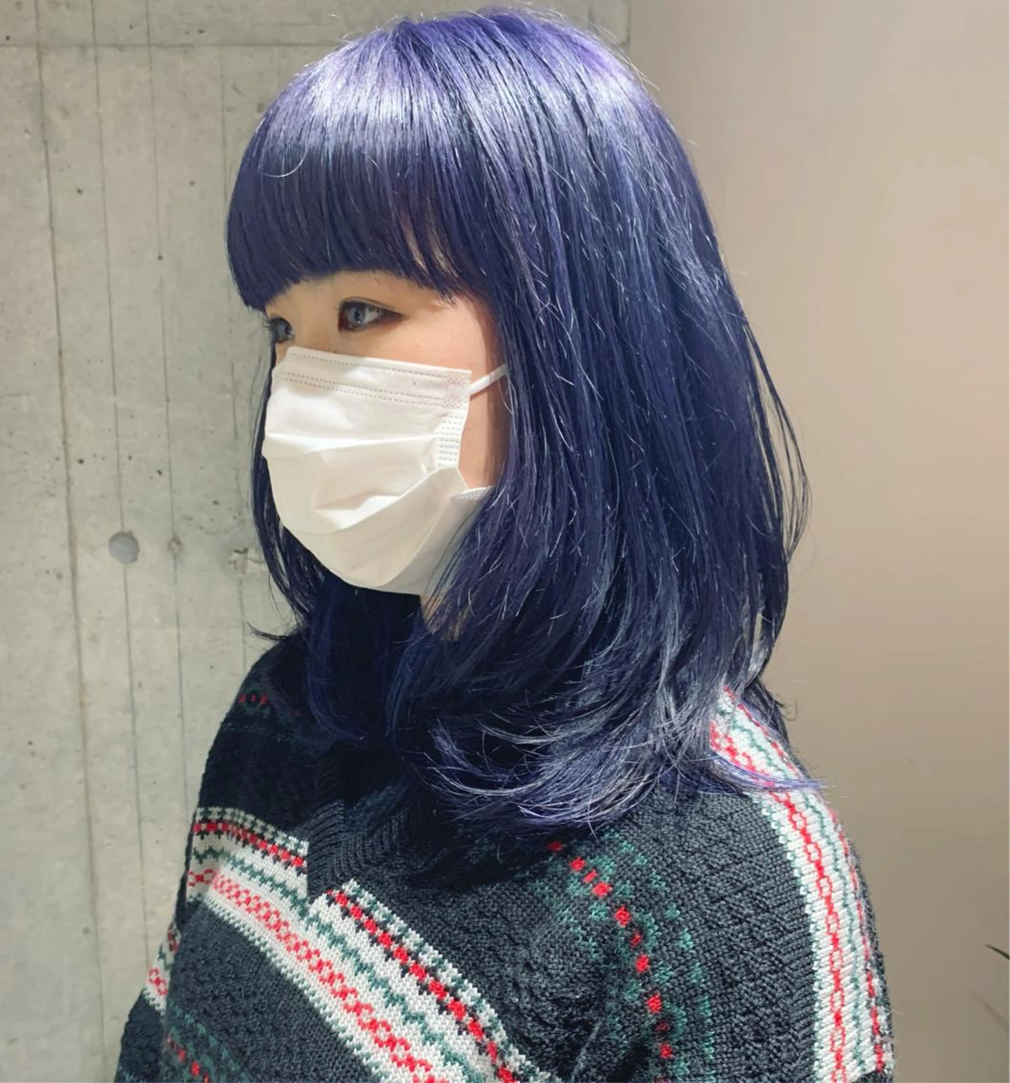 ミディアム カラー ブリーチ ヤマグチ リョウのヘアスタイル