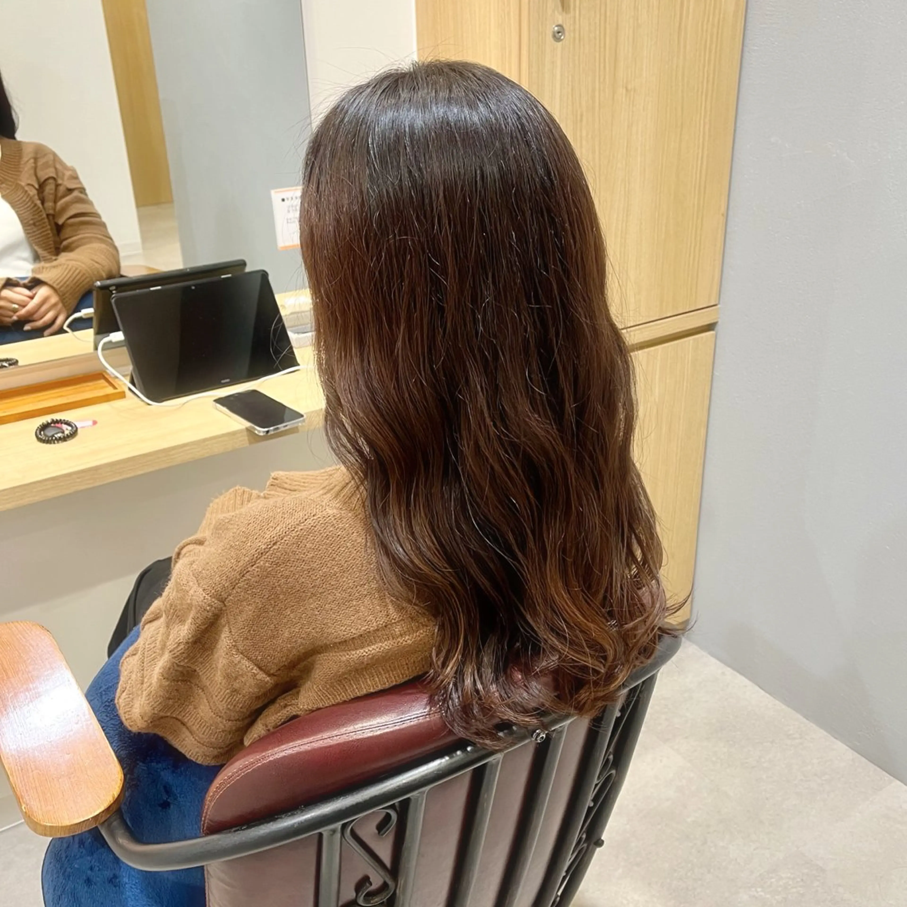 カラー 川倉 羽未のヘアスタイル