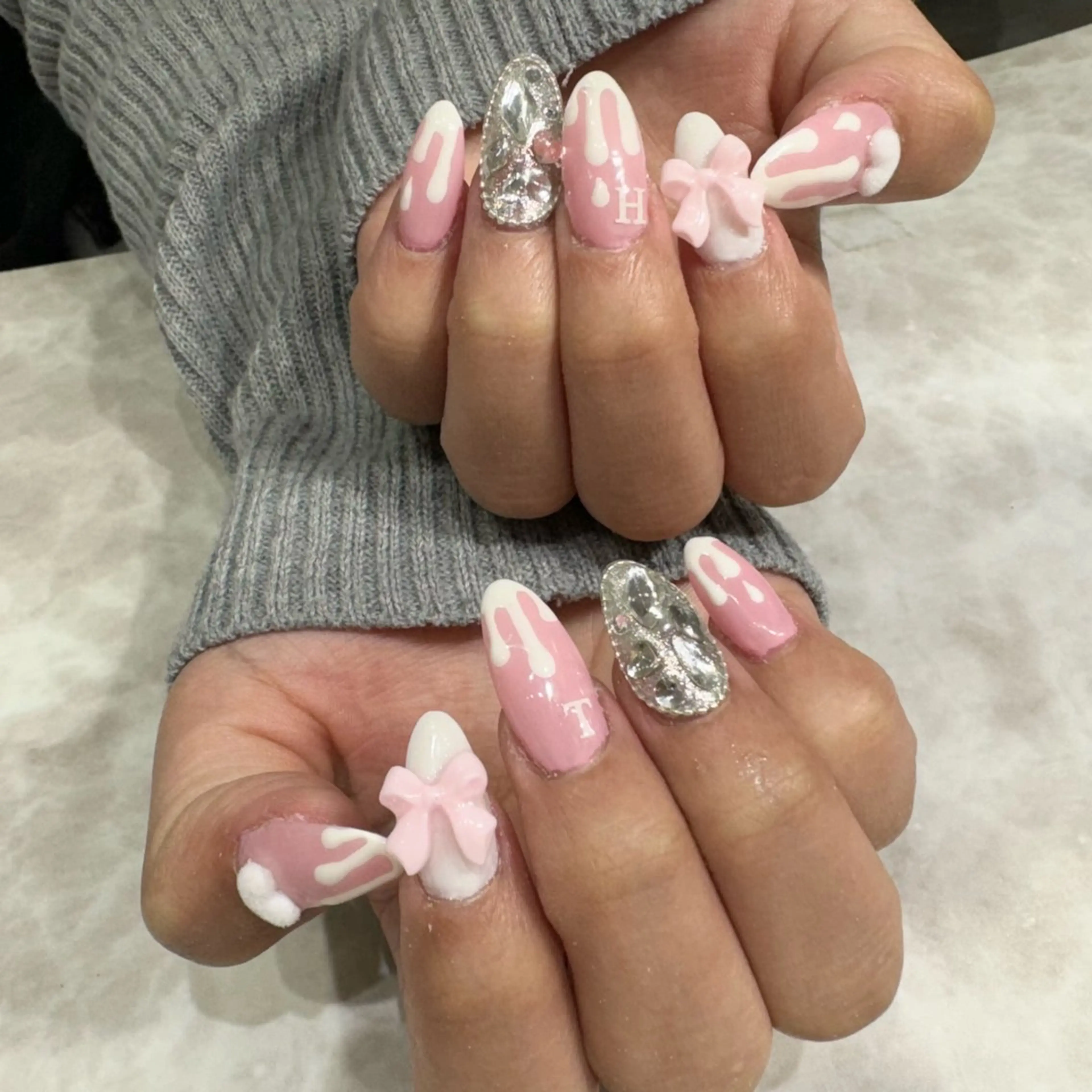 ネイル アートネイル ジェルネイル ガーリー ピンク ハンドネイル 粕屋ネイル＆耳つぼ 🫧Natsumiのネイルデザイン