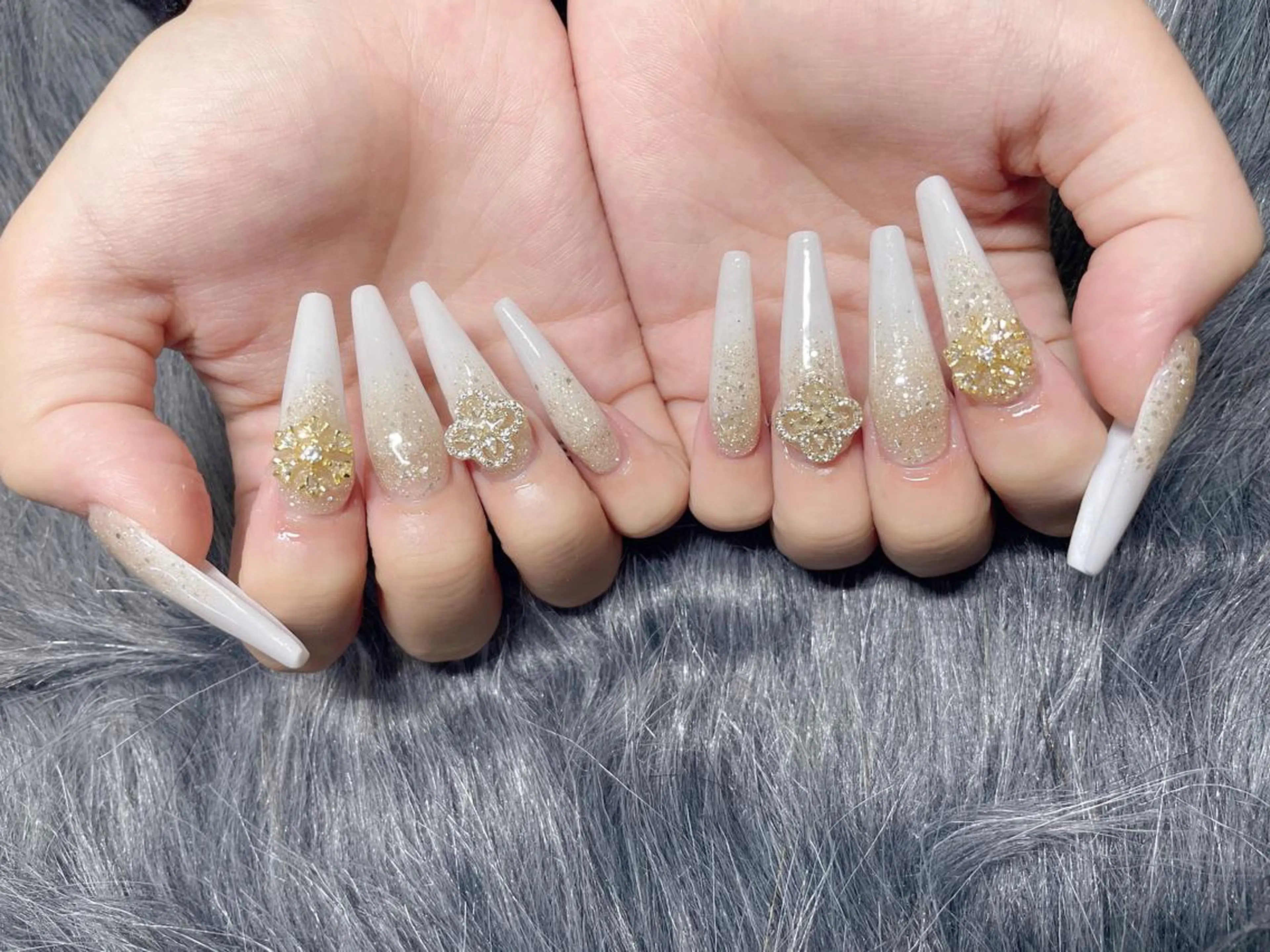 ロング ネイル 《LB》ラブリエ Nail&eyeのマツエク・マツパデザイン