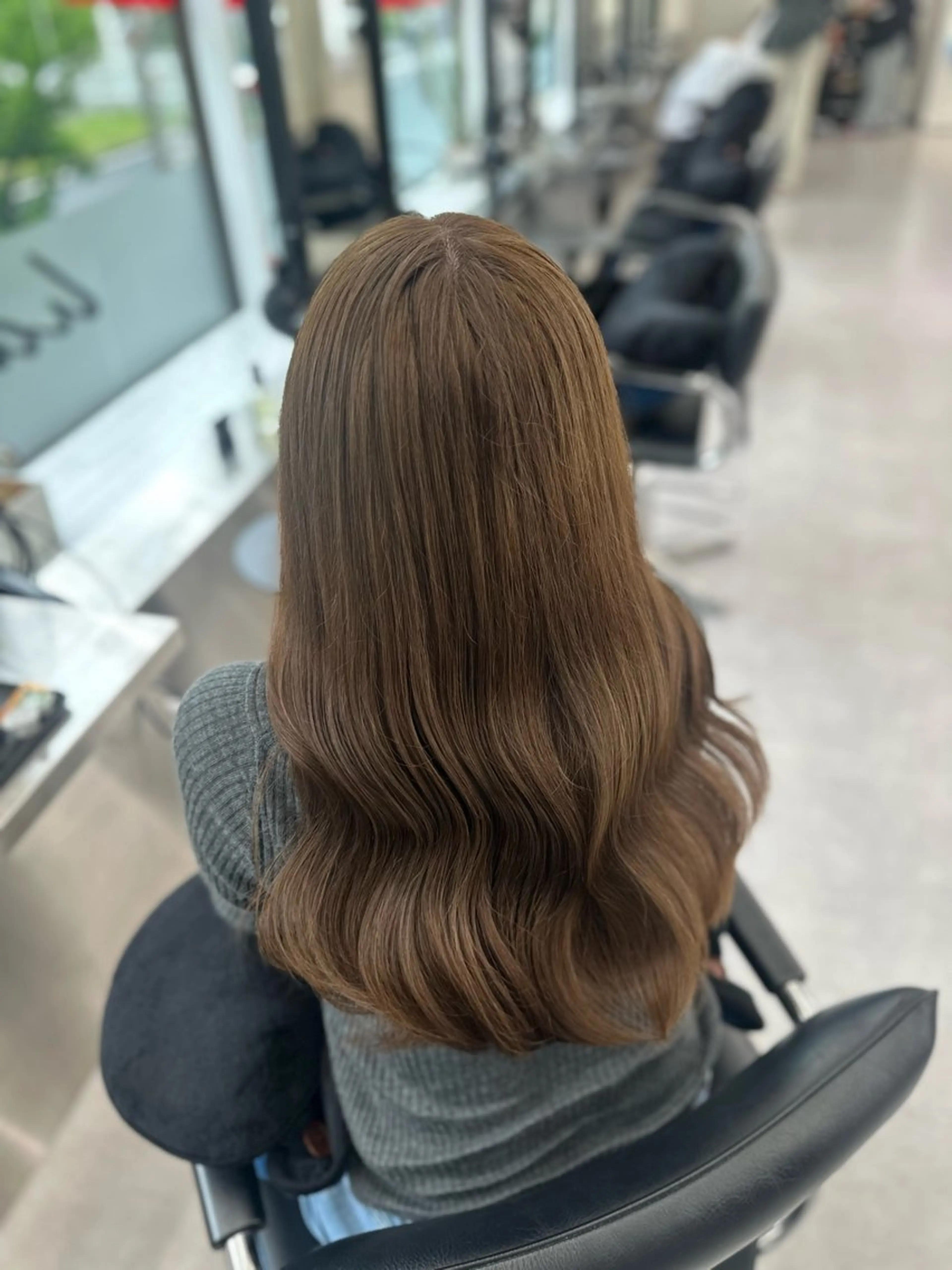 ロング カラー ブラウンカラー カット ヘアカラー 縮毛矯正/艶カラー /髪質改善/なんばのヘアスタイル