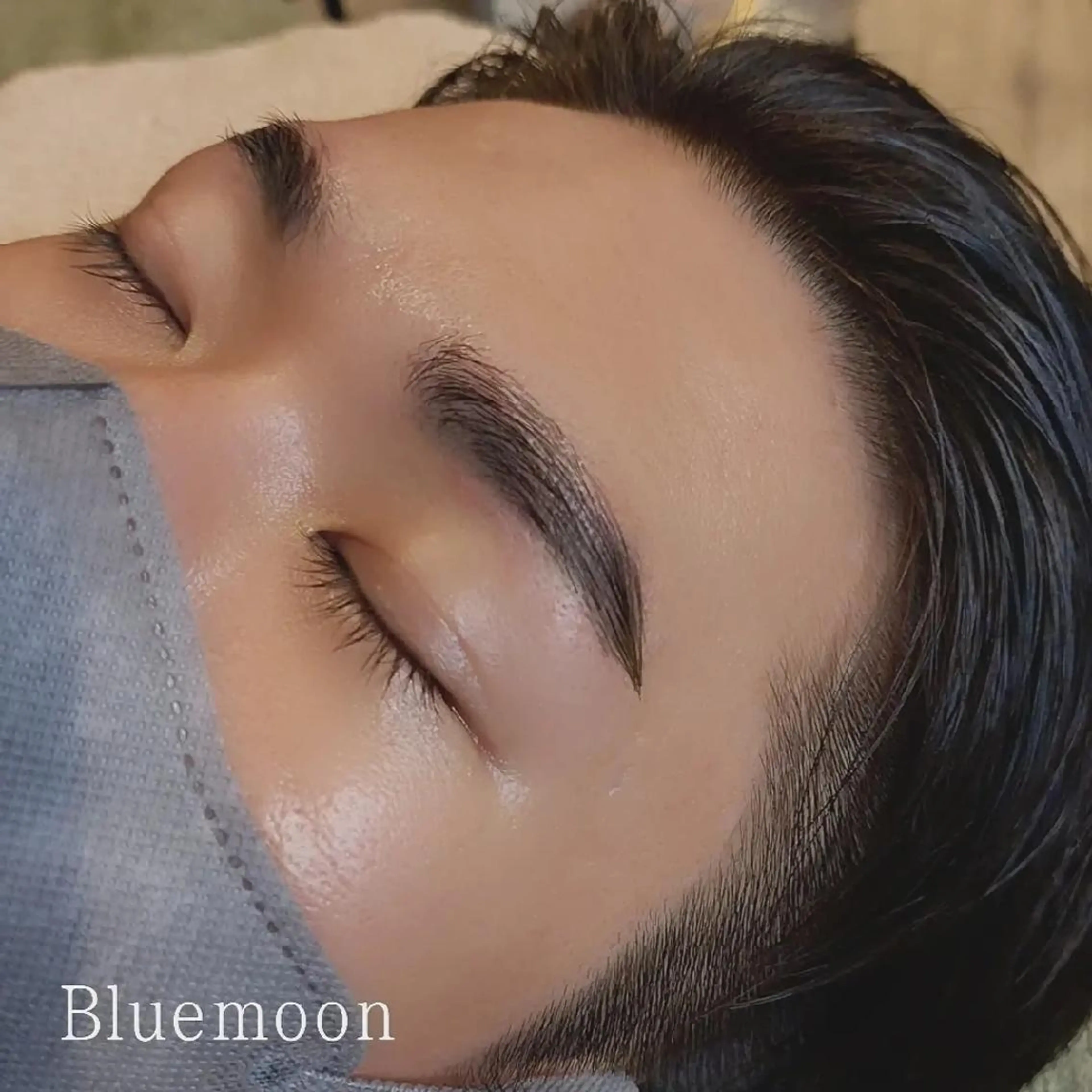 アイブロウ メンズアイブロウ Bluemoon所属・Blue moonのマツエク・マツパデザイン