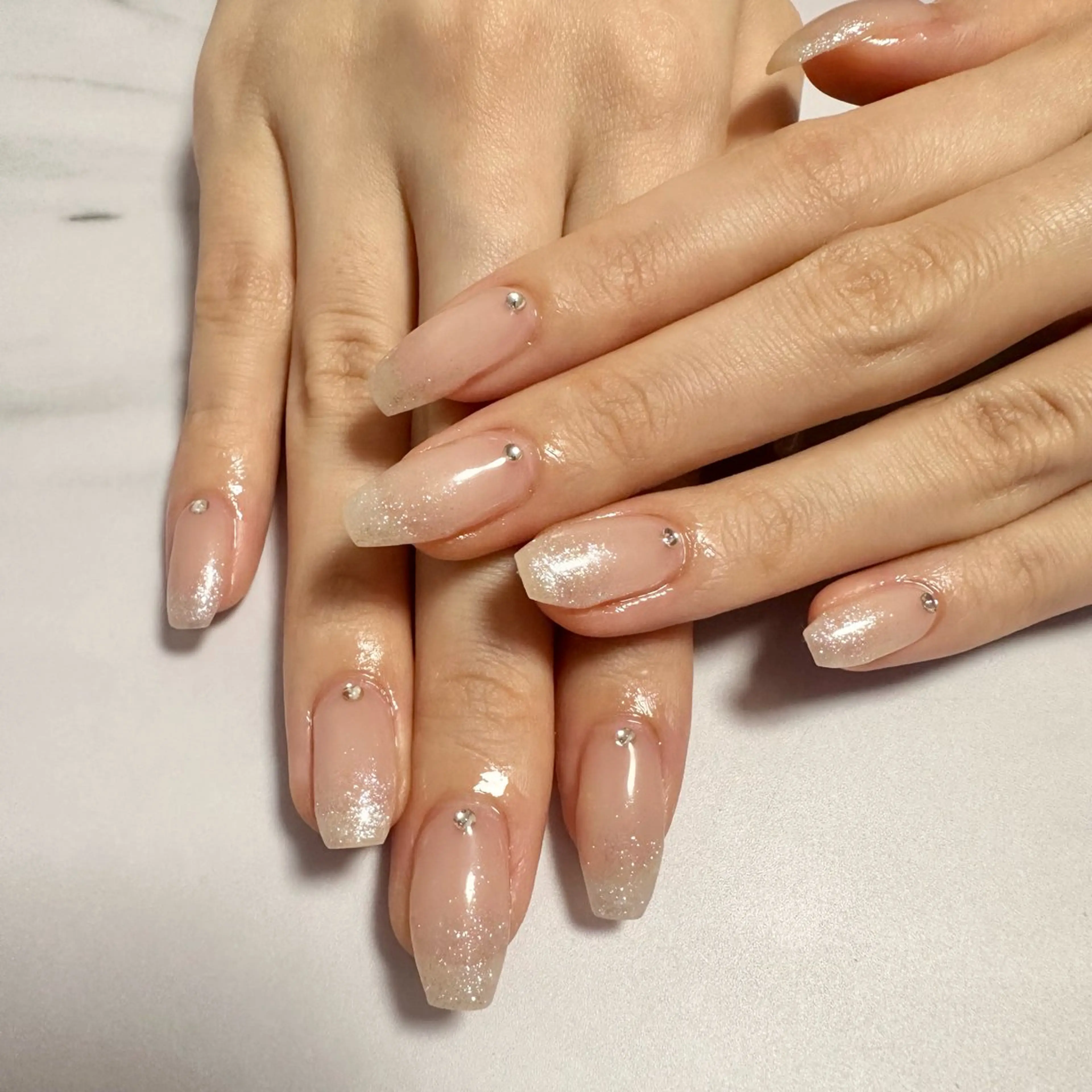 ネイル ラメ(グリッター) オフィスネイル nami🐰🎀 堺筋本町ネイルサロンのネイルデザイン