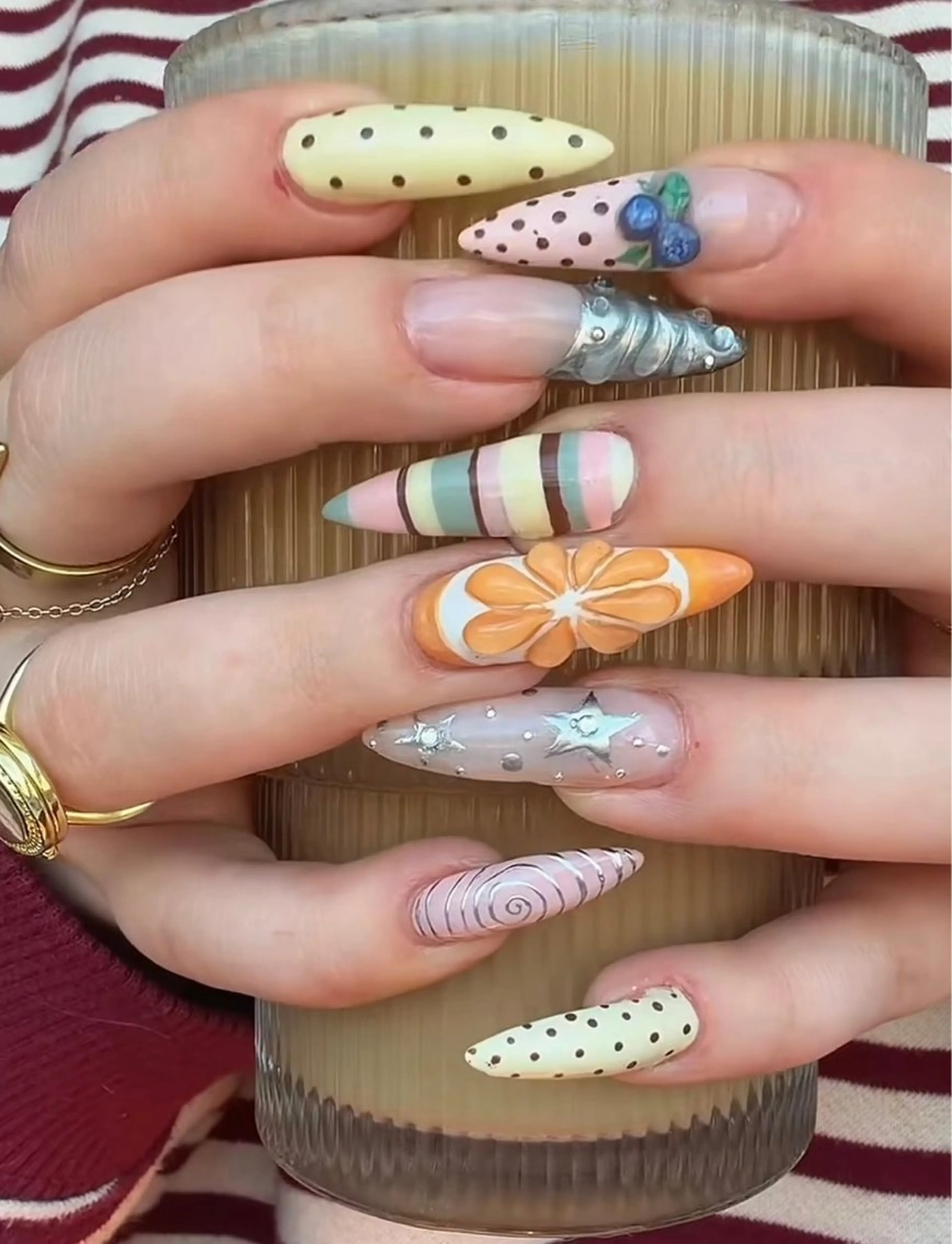 ネイル ハンドネイル NiJi Nailsのネイルデザイン