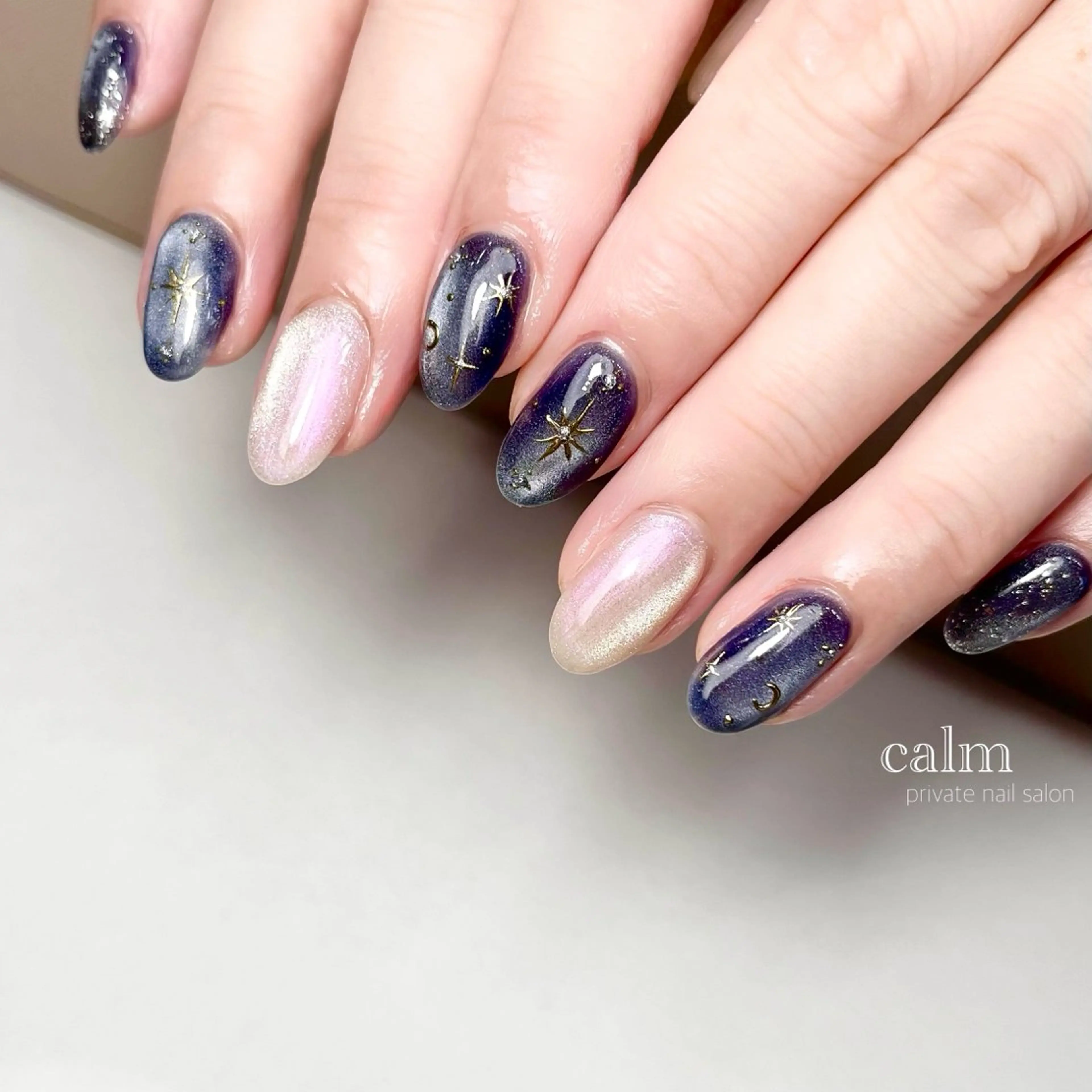 ネイル ハンドネイル calm 〔ｶｰﾑ〕のネイルデザイン