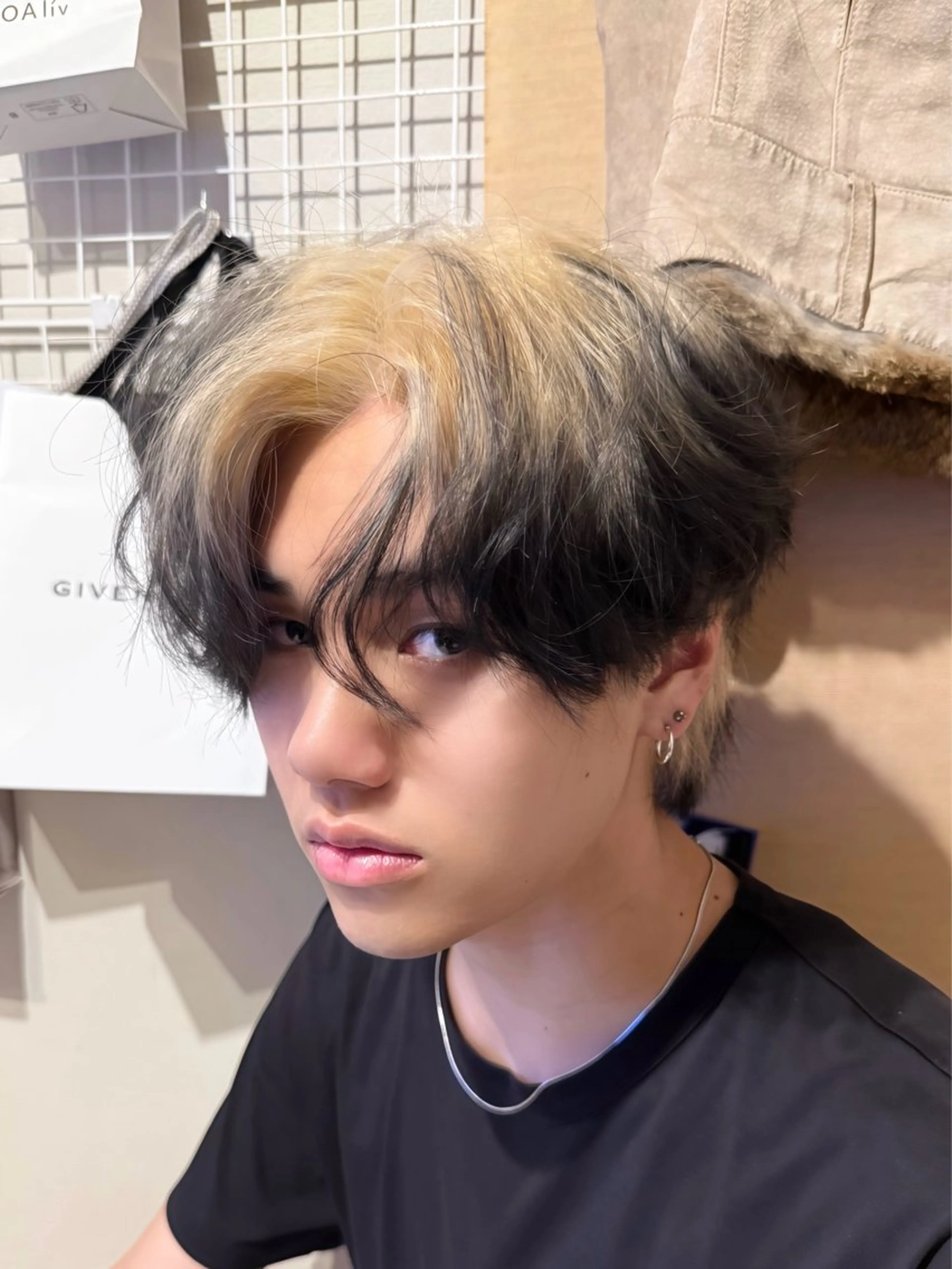 カラー メンズ デザインカラー Kisei ケアブリーチ/カラーのヘアスタイル