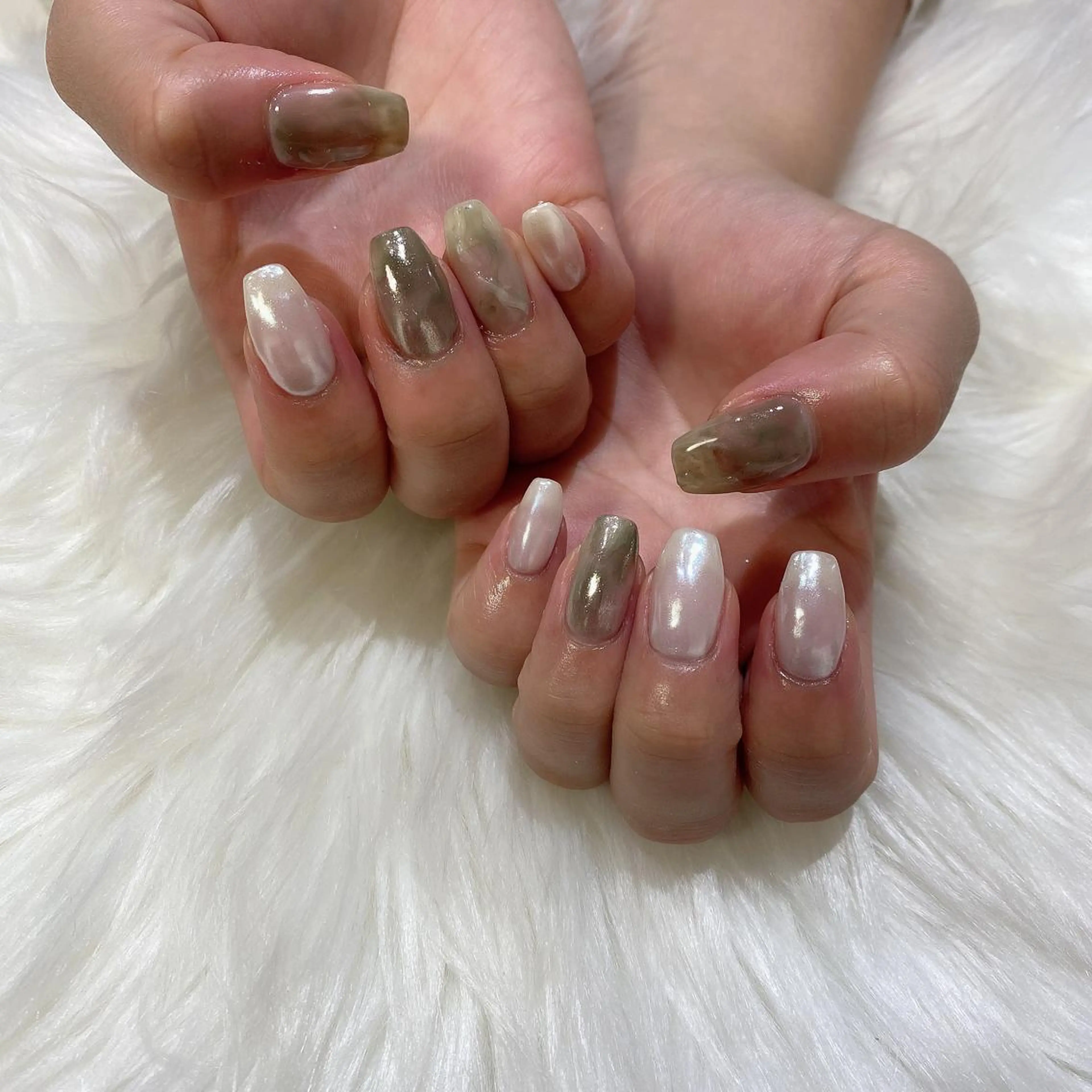 ネイル ハンドネイル 西岡 杏のネイルデザイン