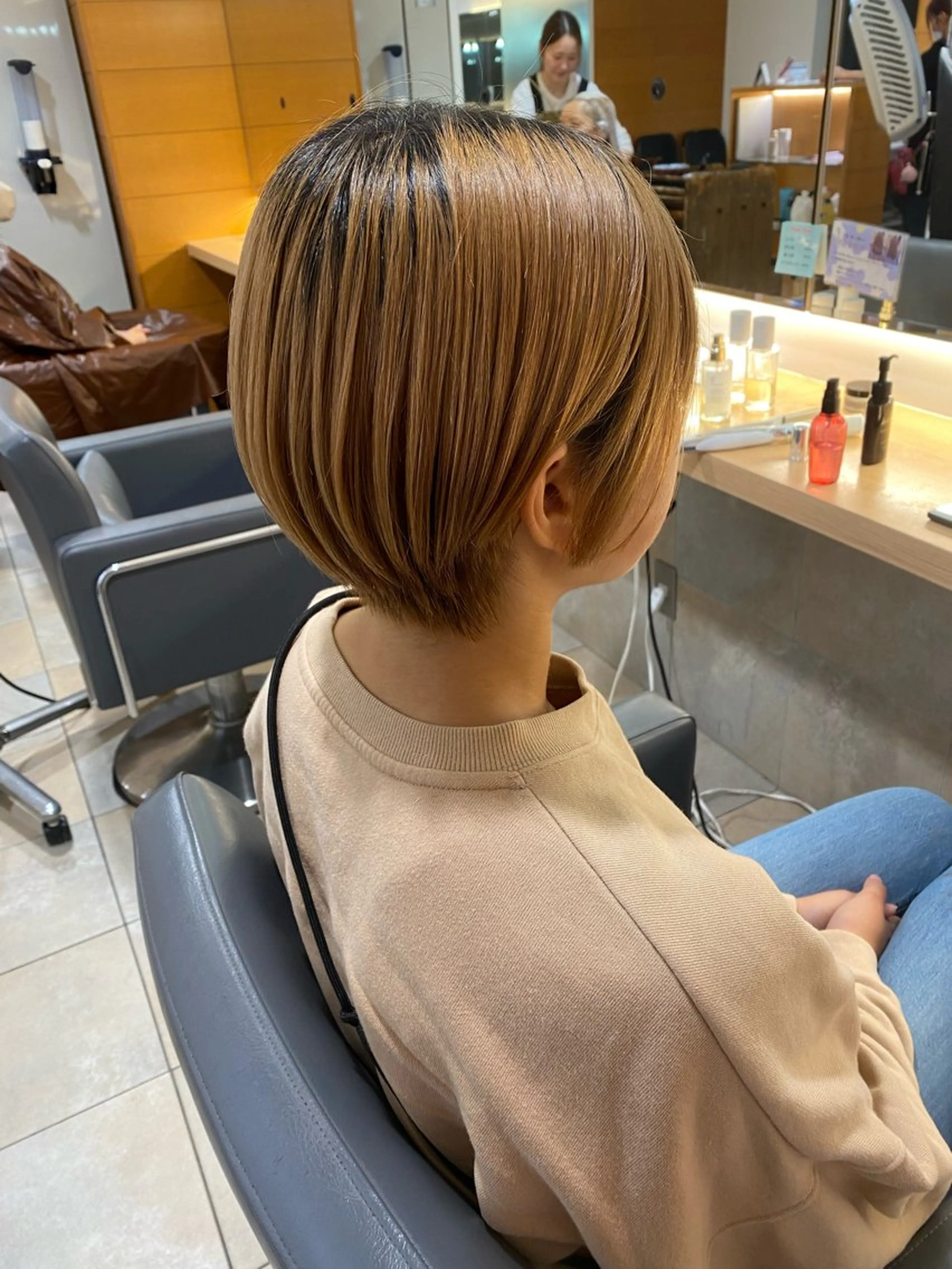 ショート 谷川あかり /ナチュラルパーマのヘアスタイル