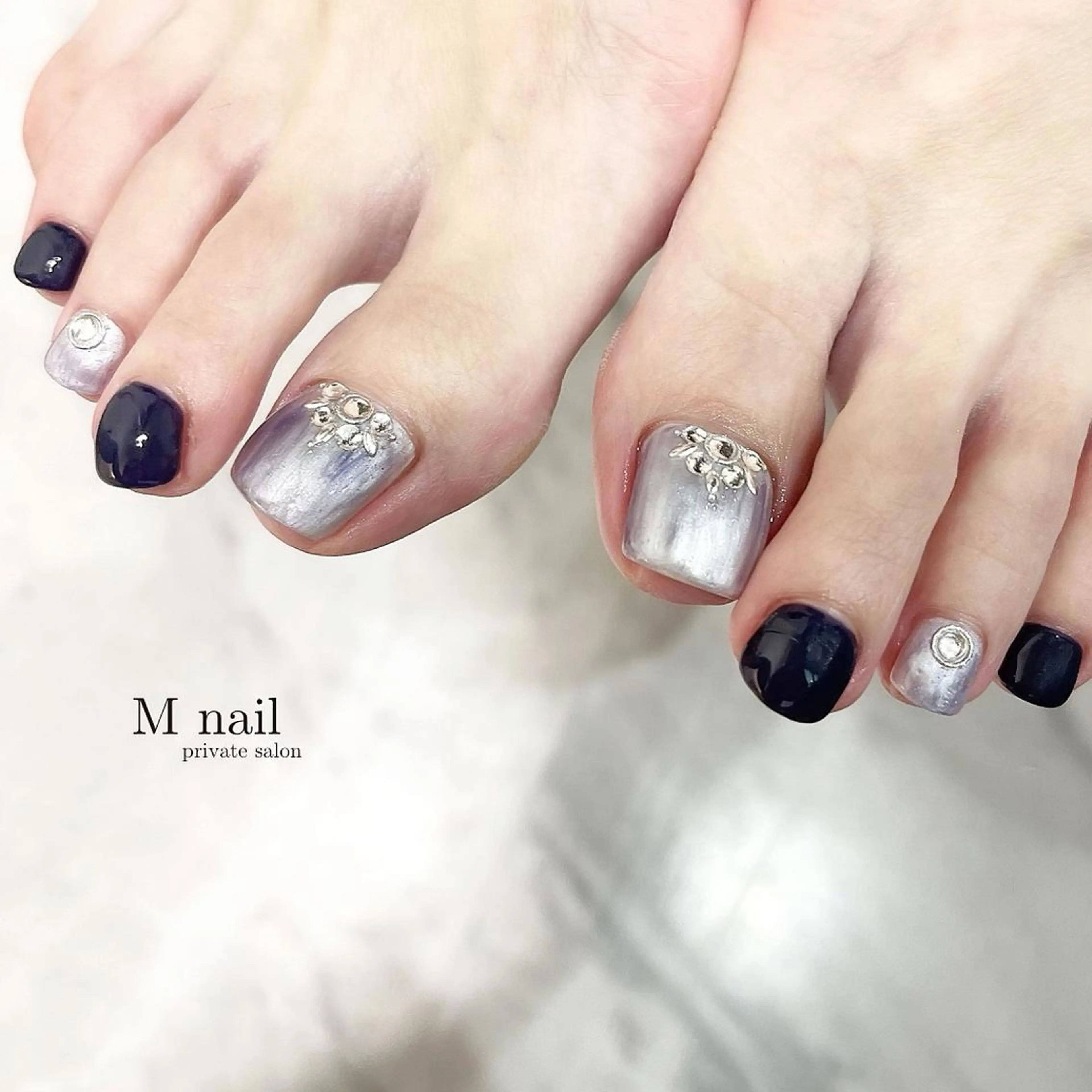 ネイル フットネイル M　nail所属・M nailのネイルデザイン