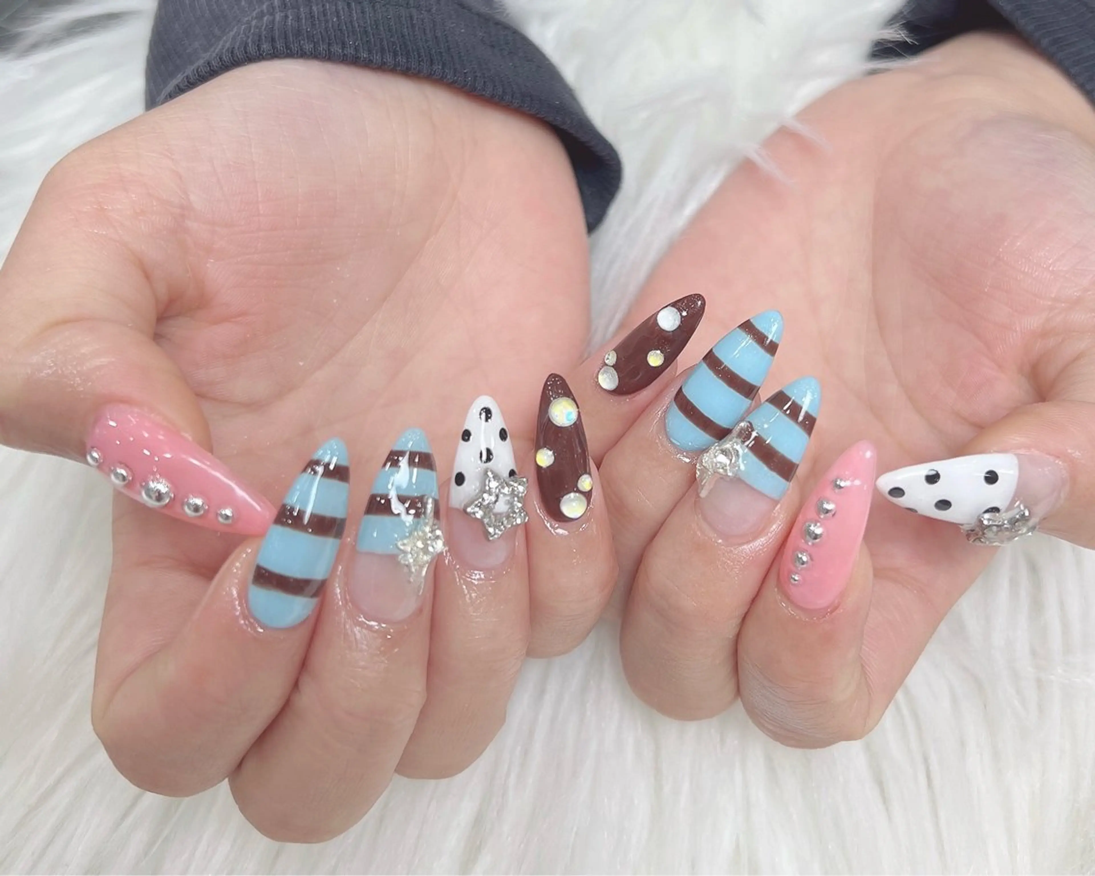 ネイル ハンドネイル AMI  NAIL 池袋のネイルデザイン