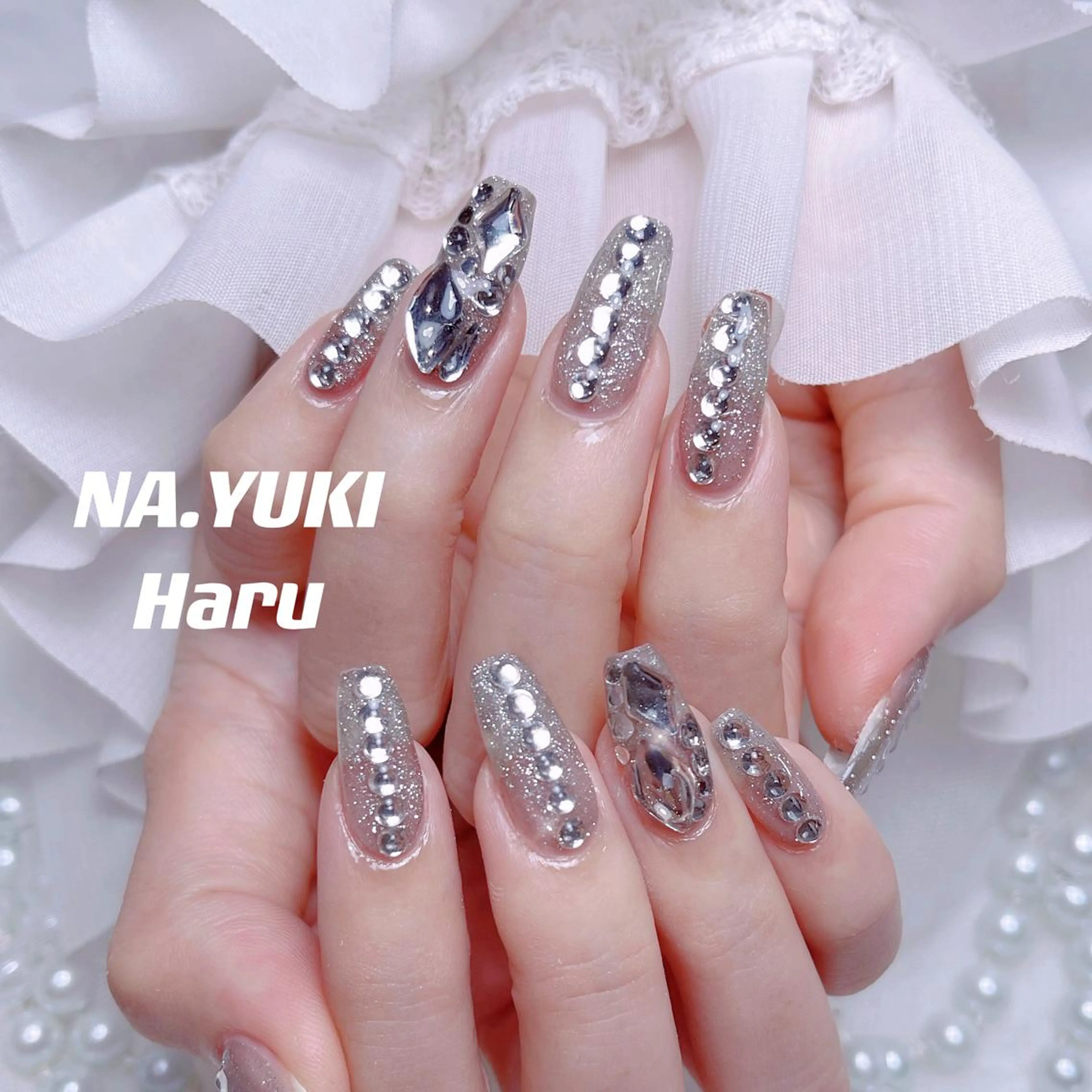 ネイル 🦋 Queenieのネイルデザイン