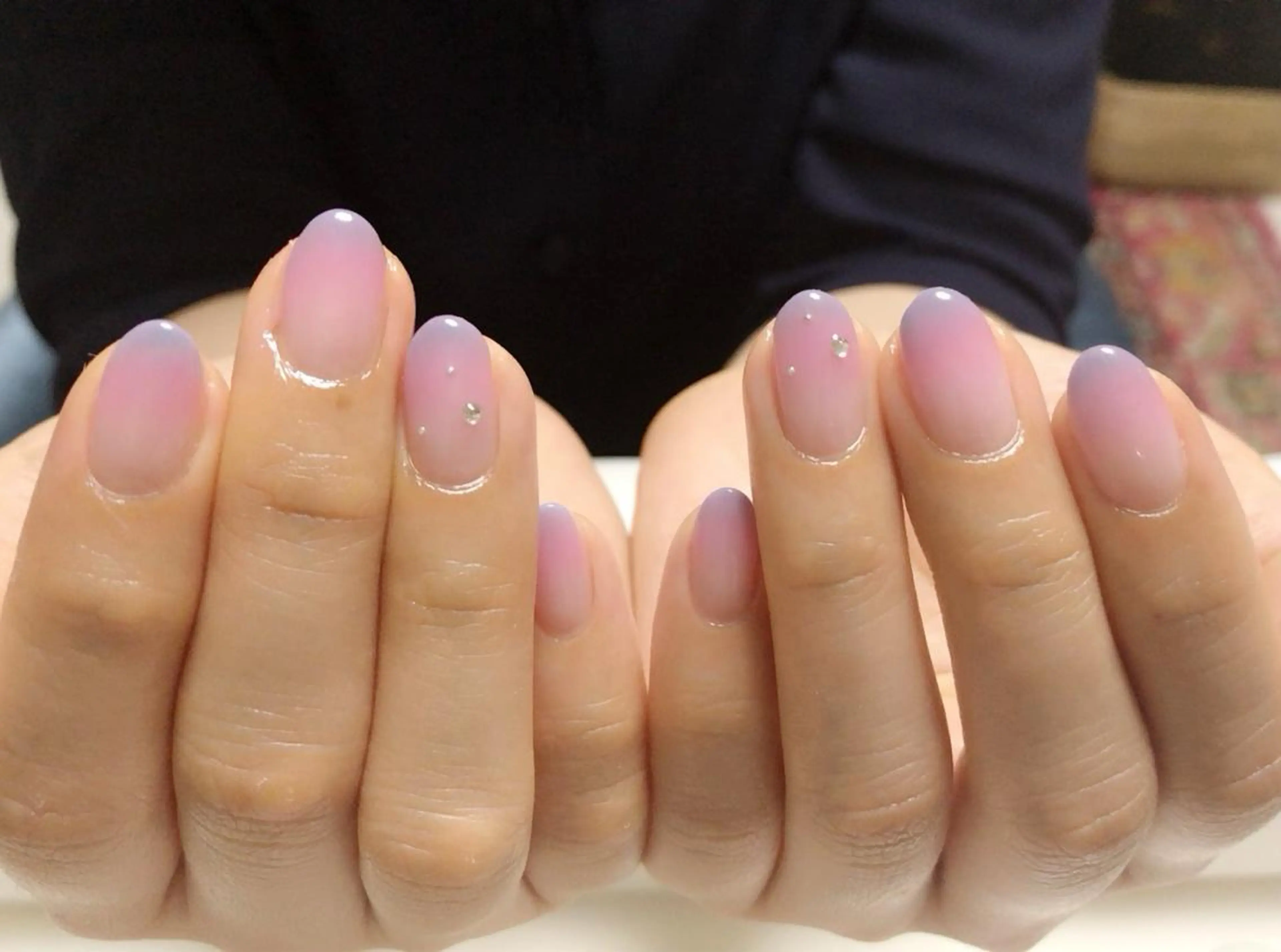 ネイル mano nella manoのネイルデザイン