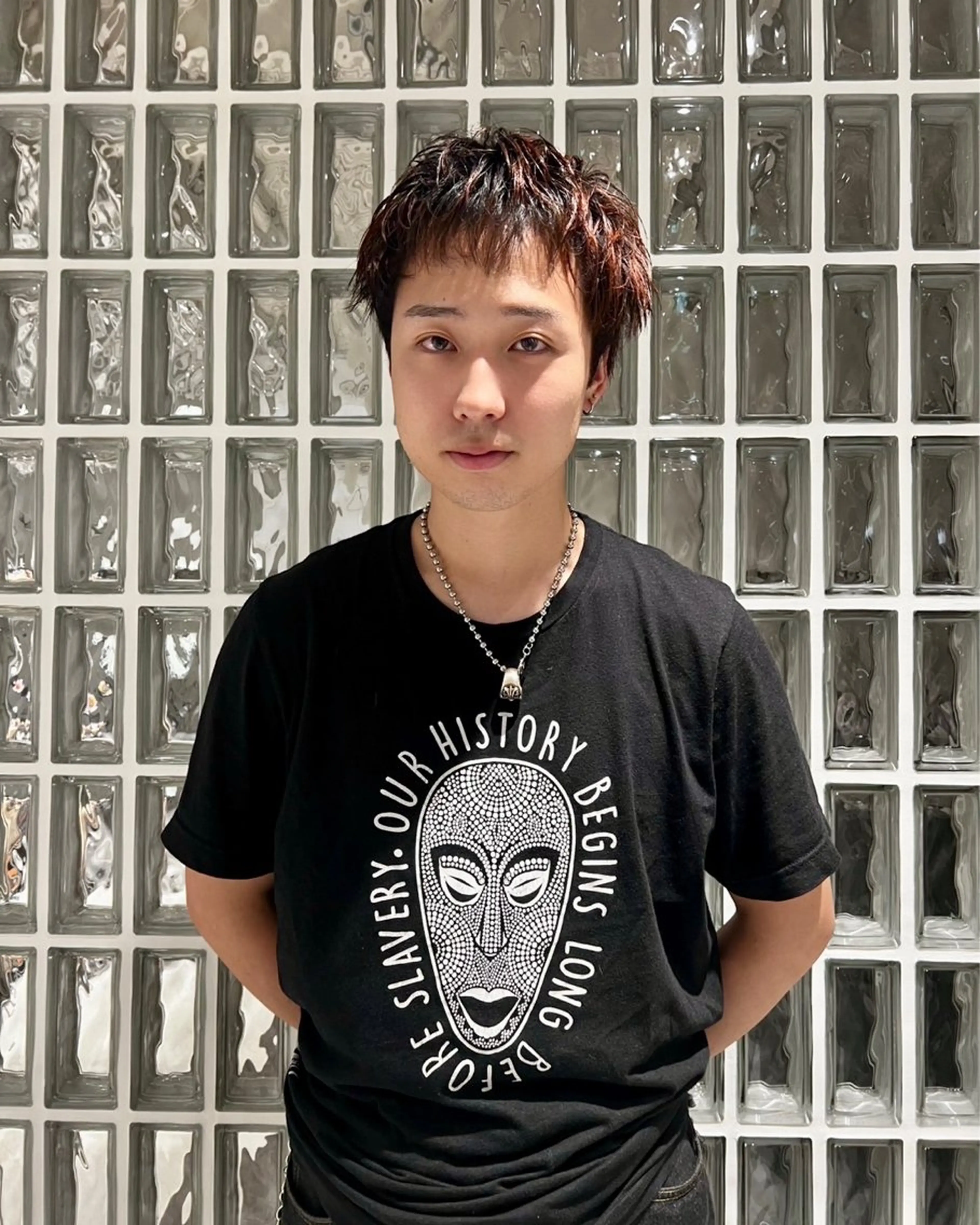 カラー 塔尾 真那のヘアスタイル