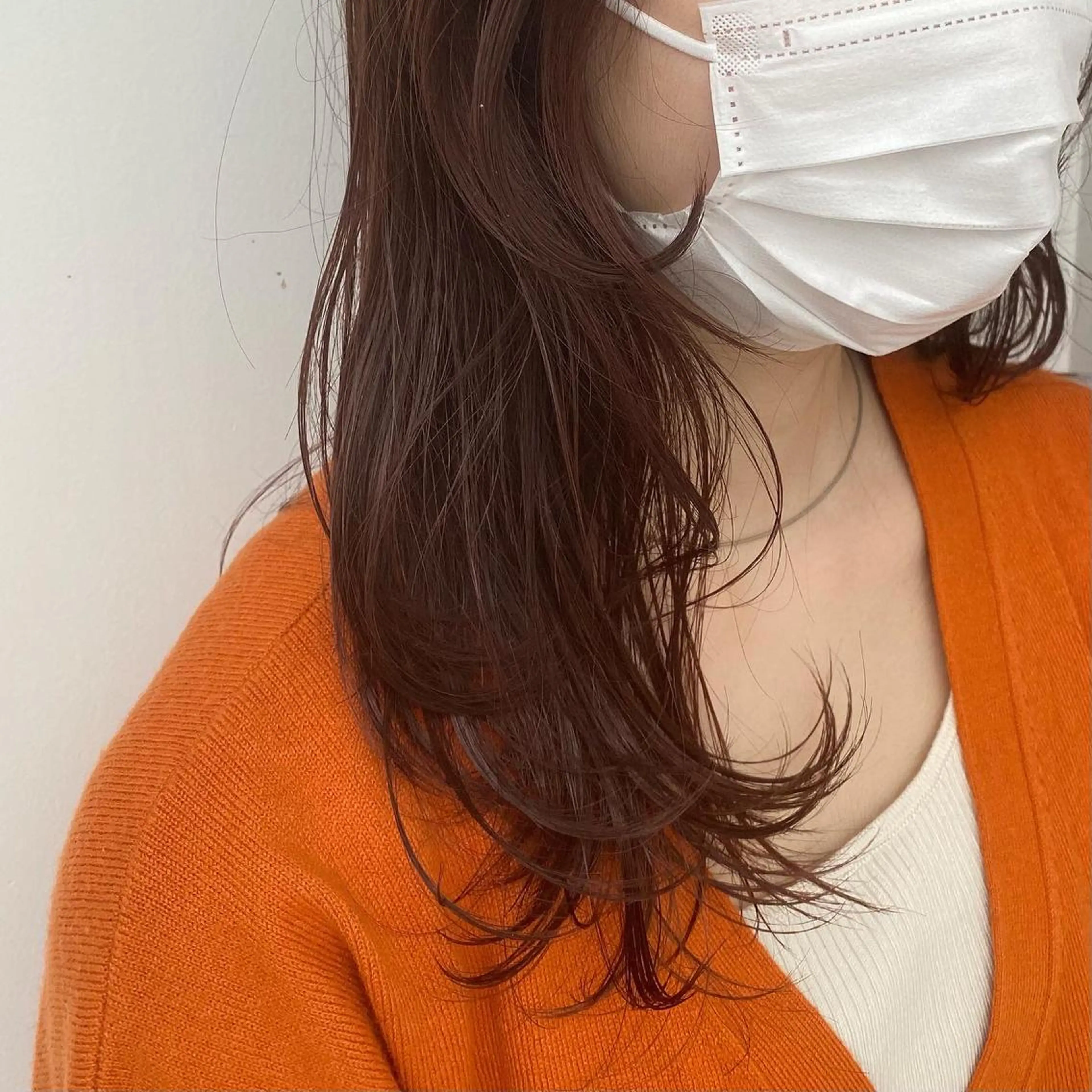 ロング カラー あやめ【顔まわり/レ イヤー/柔らかカラ】のヘアスタイル