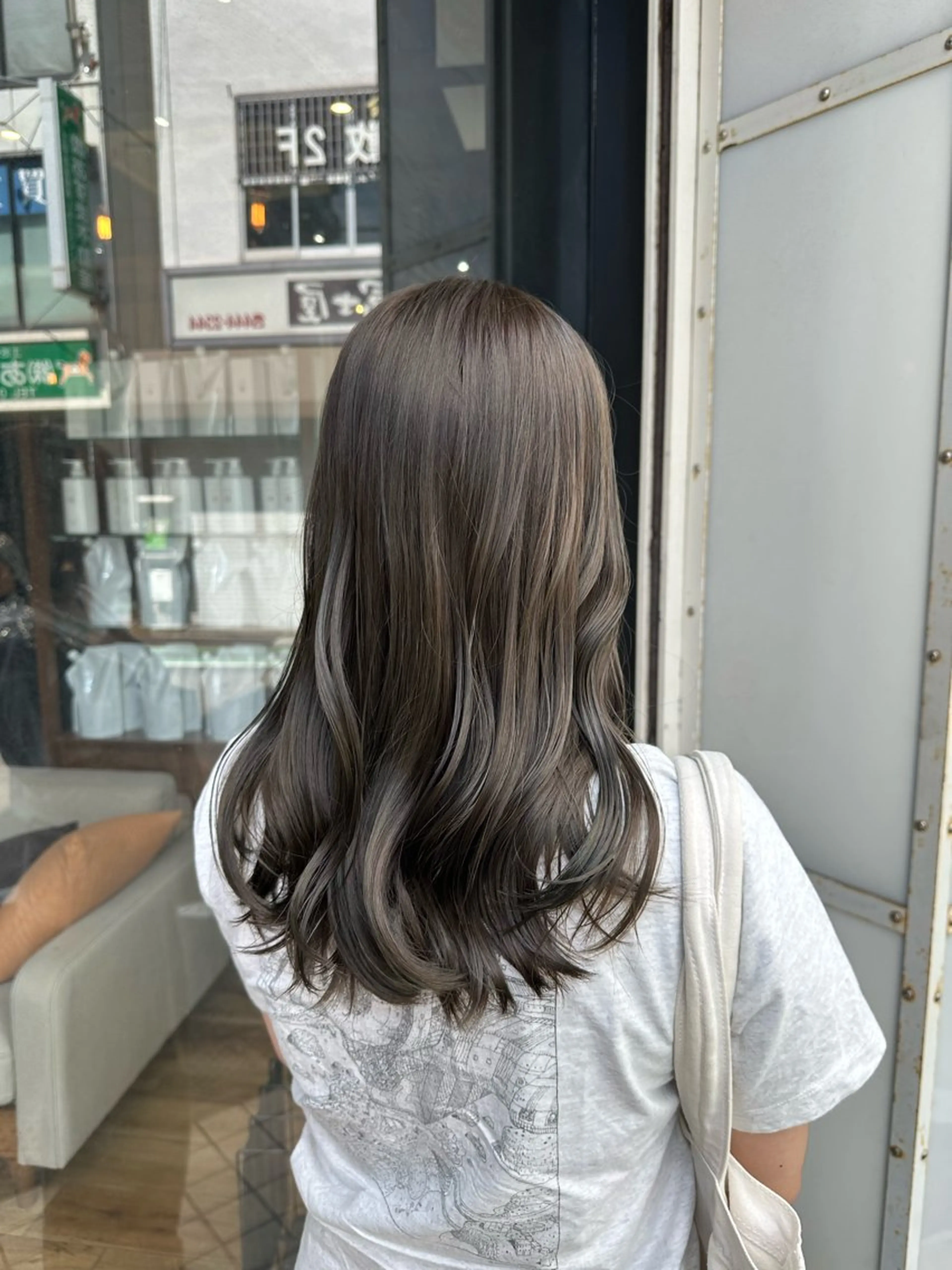 ロング カラー ヘアカラー いまじゅく あおいのヘアスタイル
