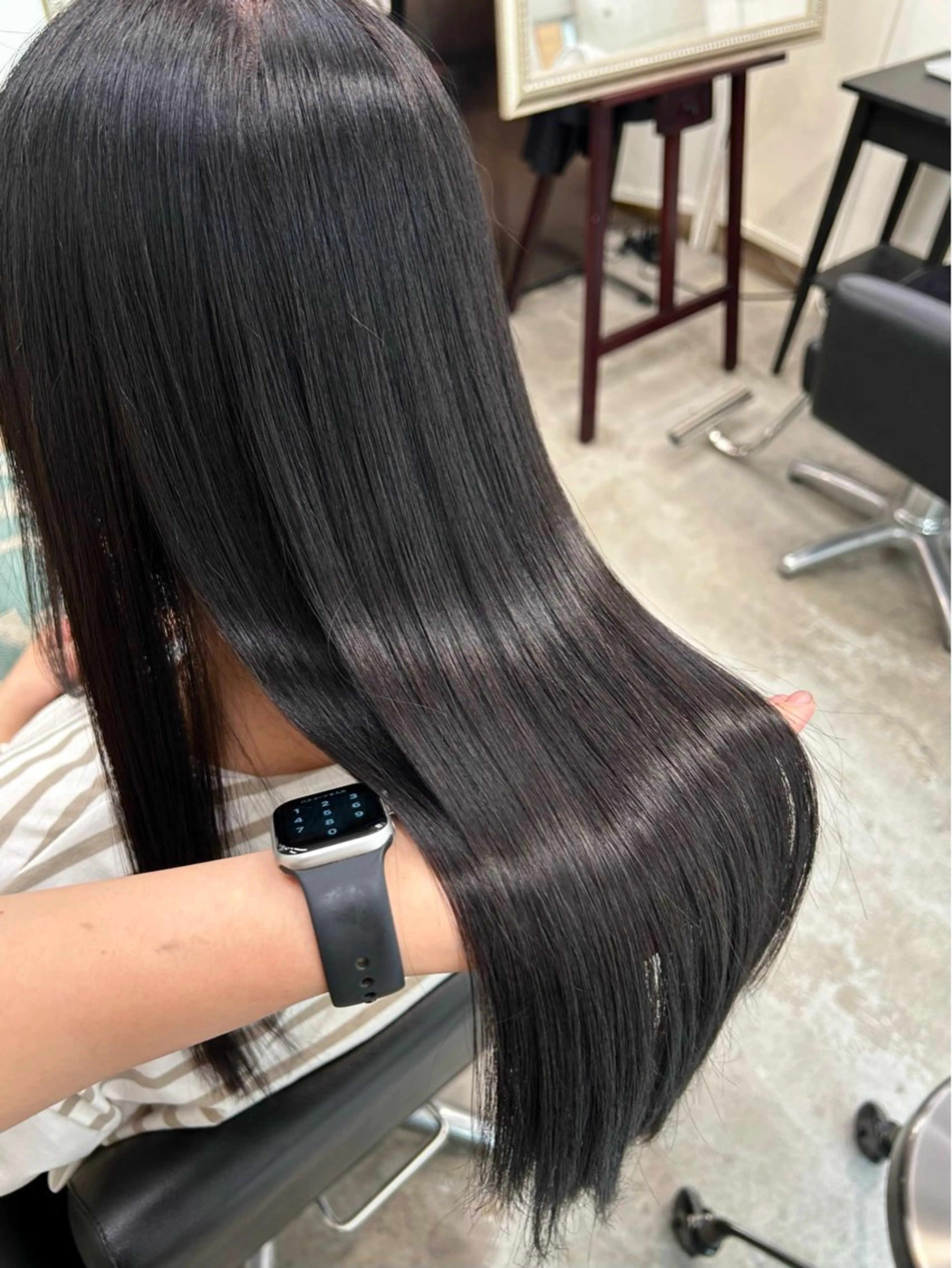 ロング 透明感カラー・ 髪質改善🩵イケダのヘアスタイル