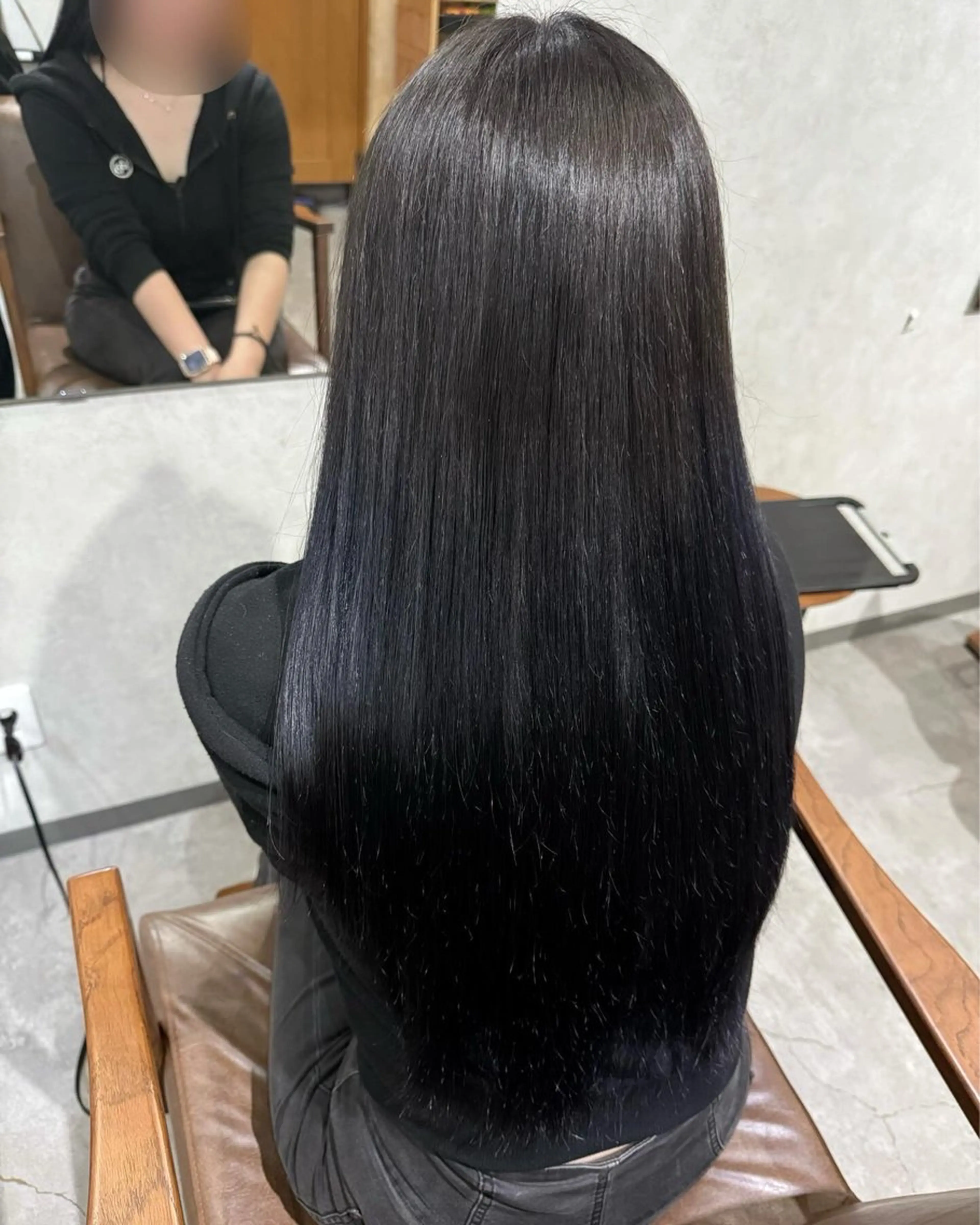 ロング カラー ブルーカラー 透明感カラー ネイビーカラー シルバー カット ヘアカラー Bish Yanaのヘアスタイル