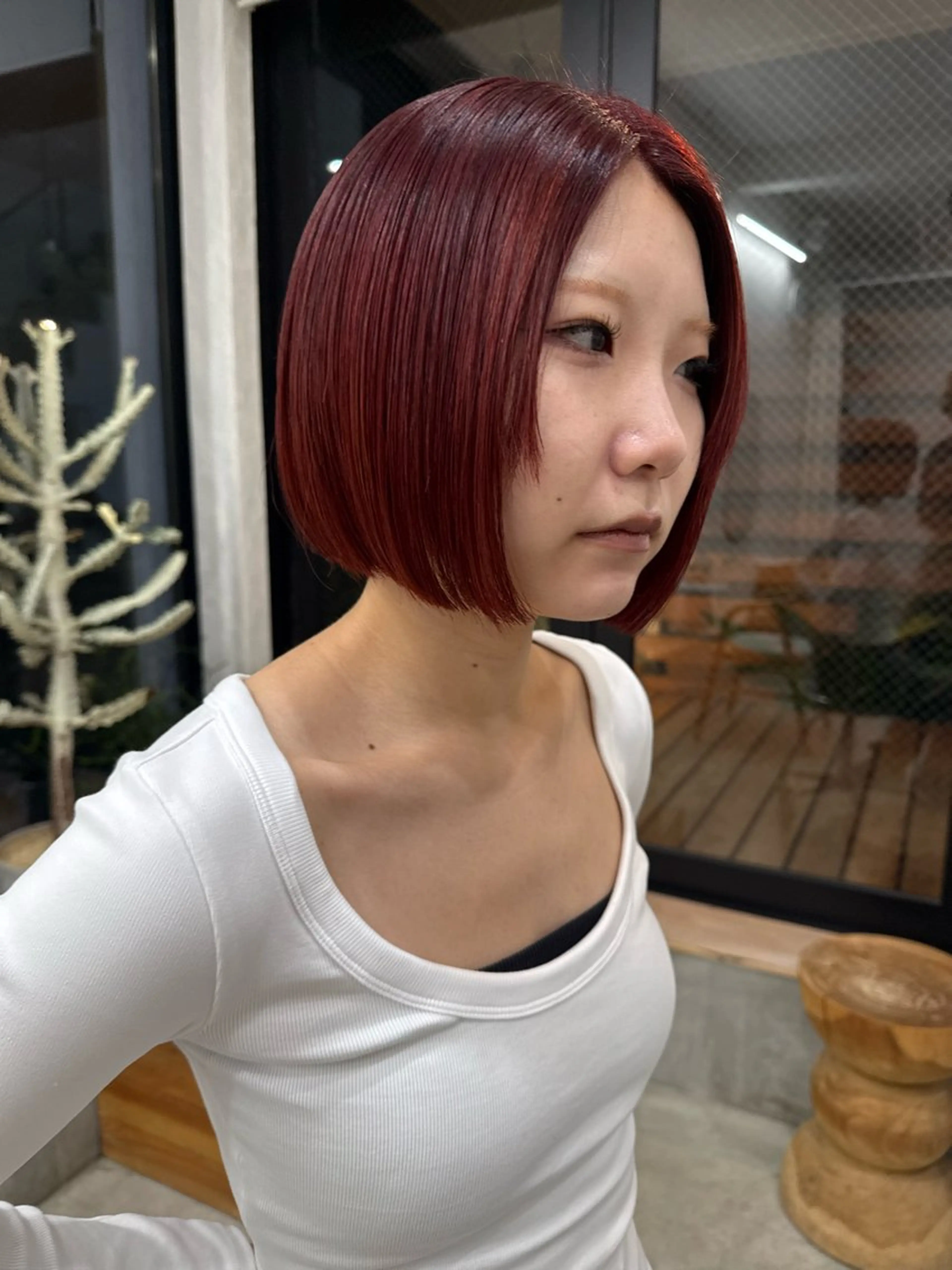 ショート ヘアカラー イシイ モエカのヘアスタイル