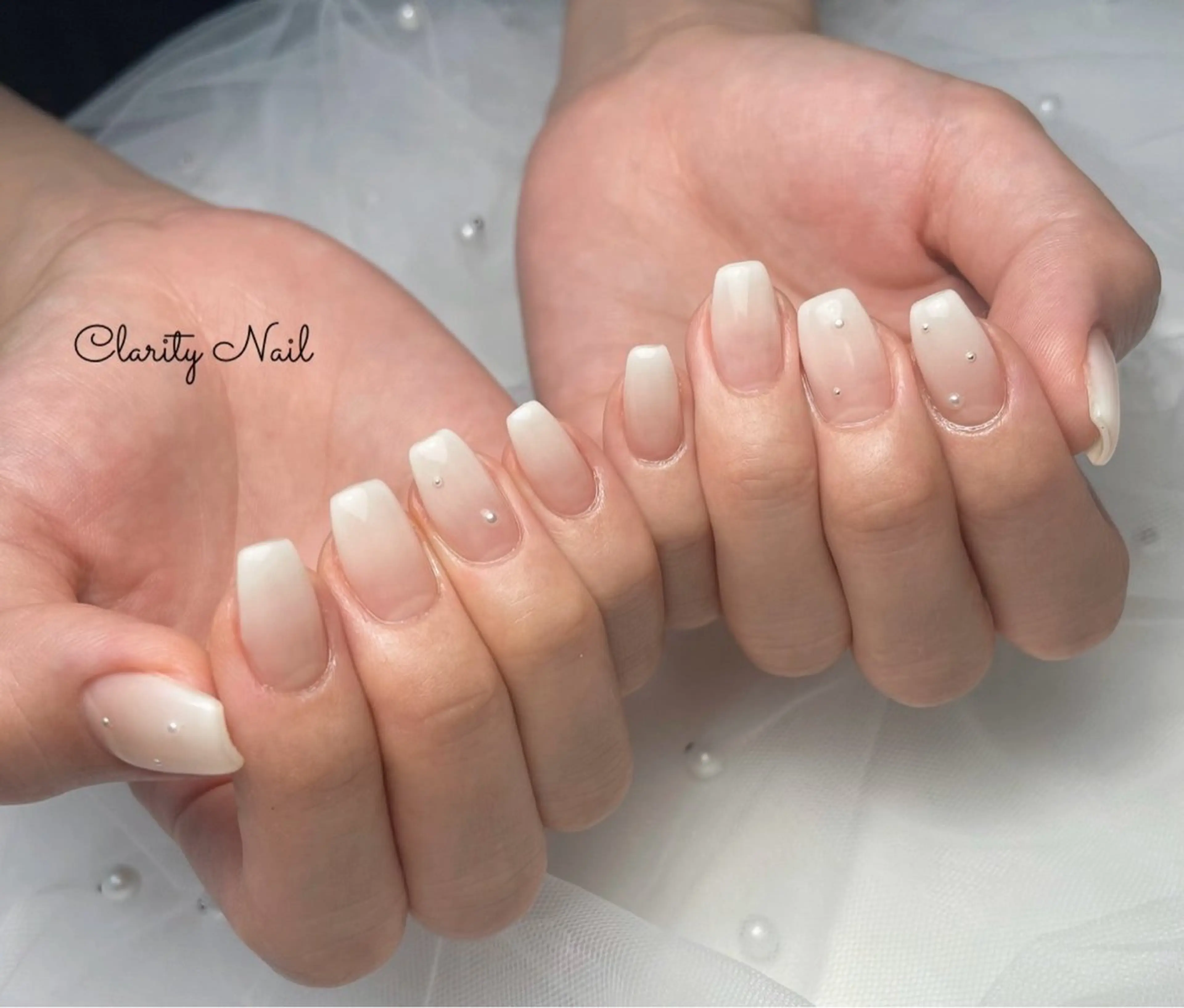 ネイル グラデーション ハンドネイル Clarity Nailのネイルデザイン