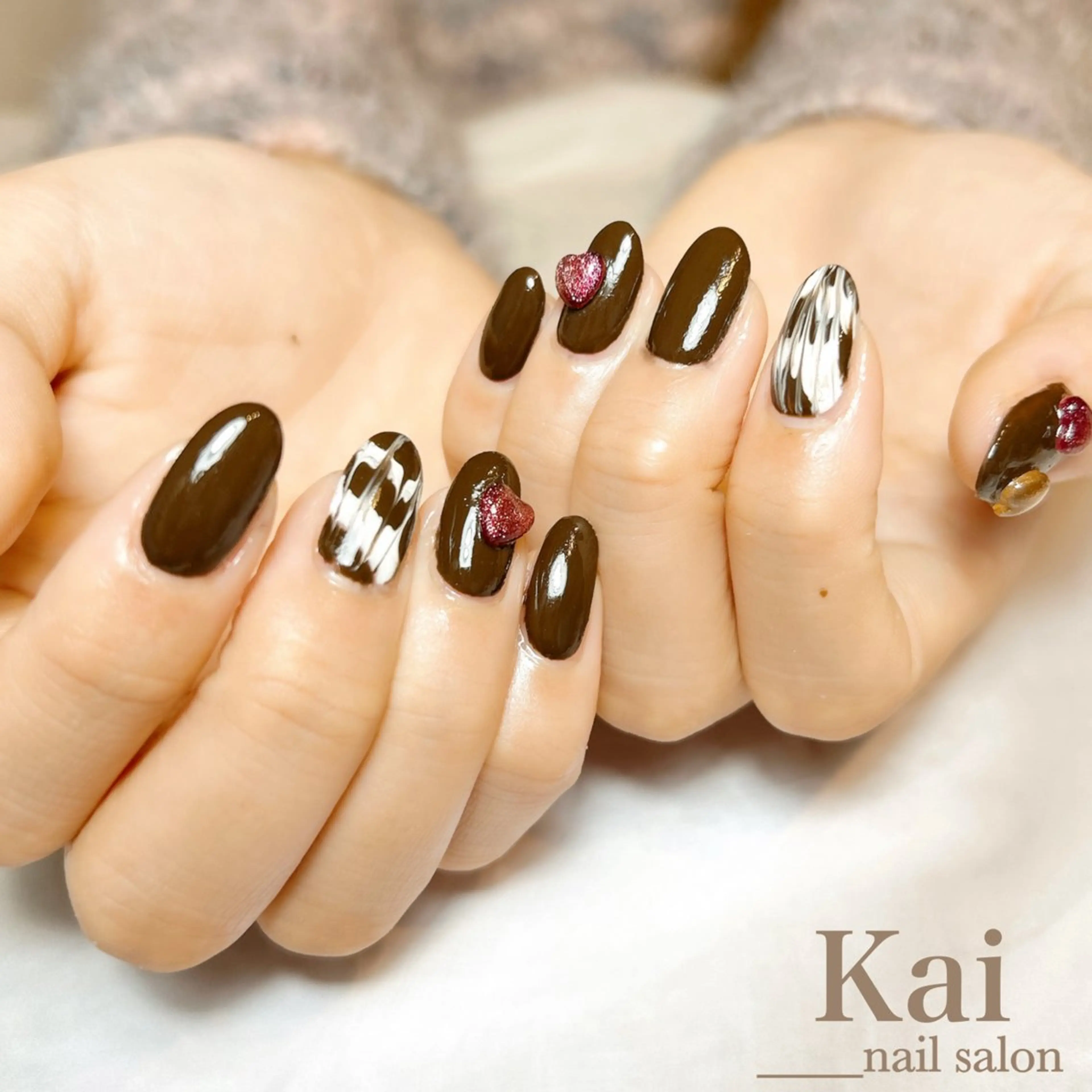 ネイル ハート 韓国ネイル マグネットネイル 赤色 シンプルネイル ハンドネイル Kai  nail Mayukoのネイルデザイン