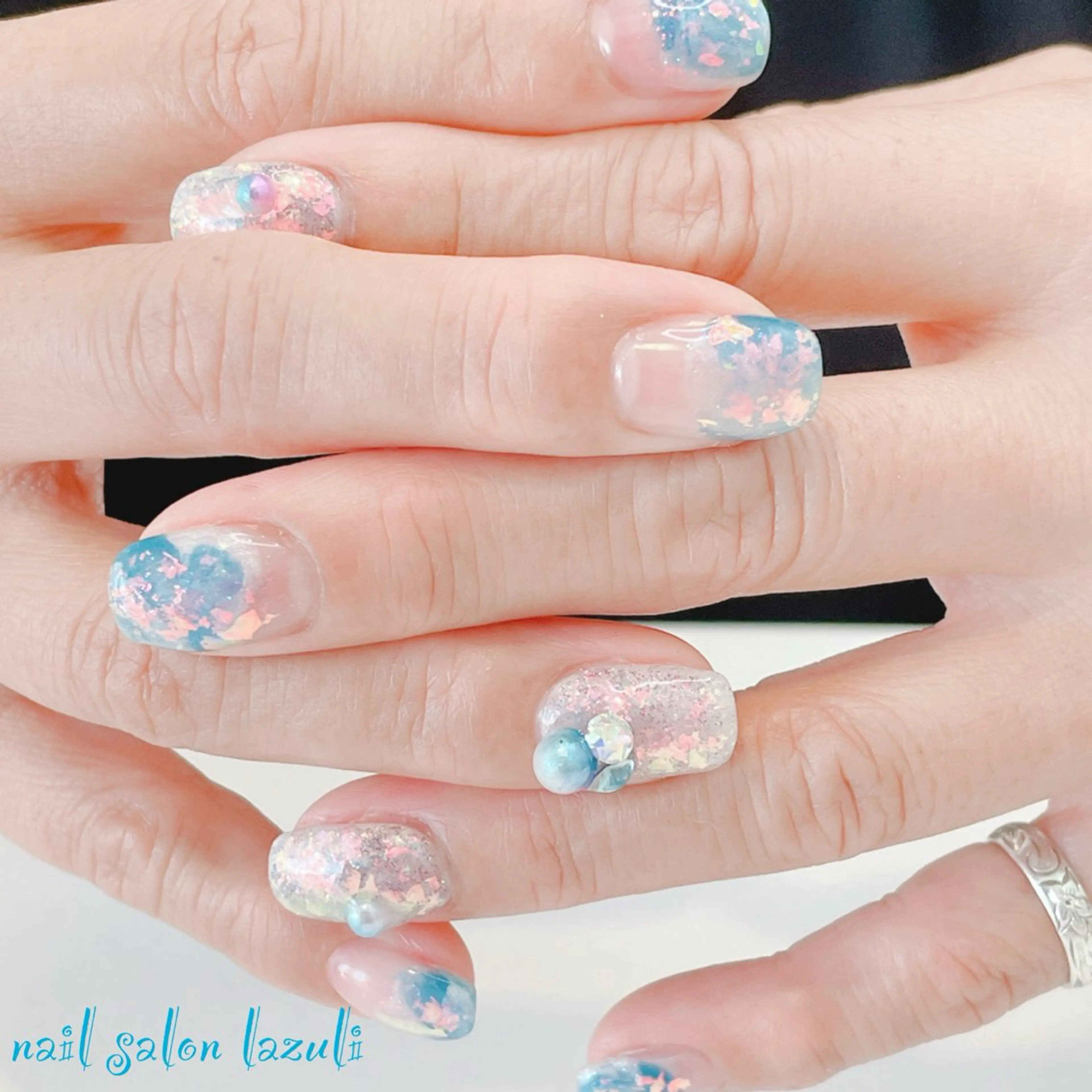 ネイル キラキラネイル nail salon lazuliのネイルデザイン