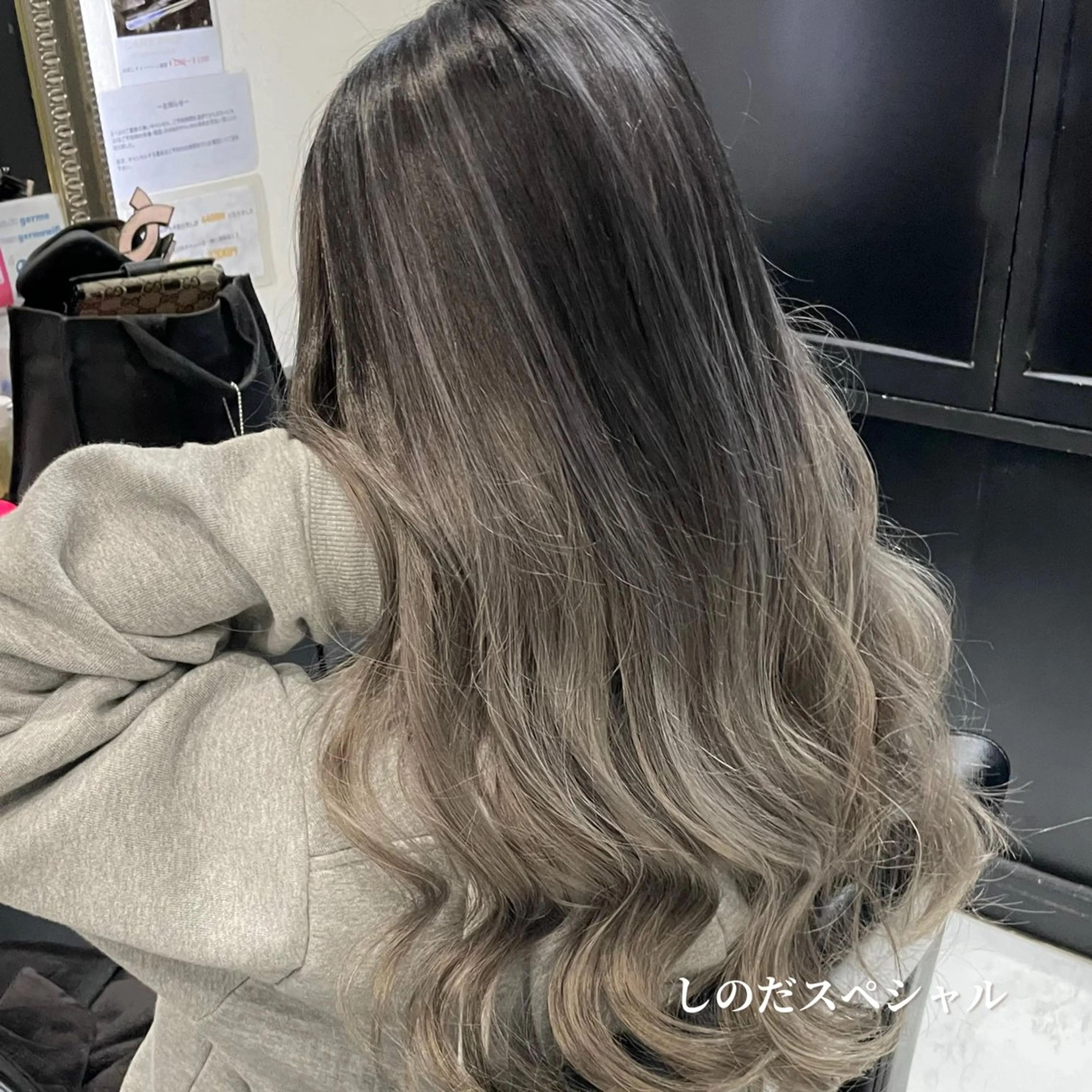 ロング カラー バレイヤージュ レイヤーカット 🦖店長🦖pino #しのだスペシャルのヘアスタイル