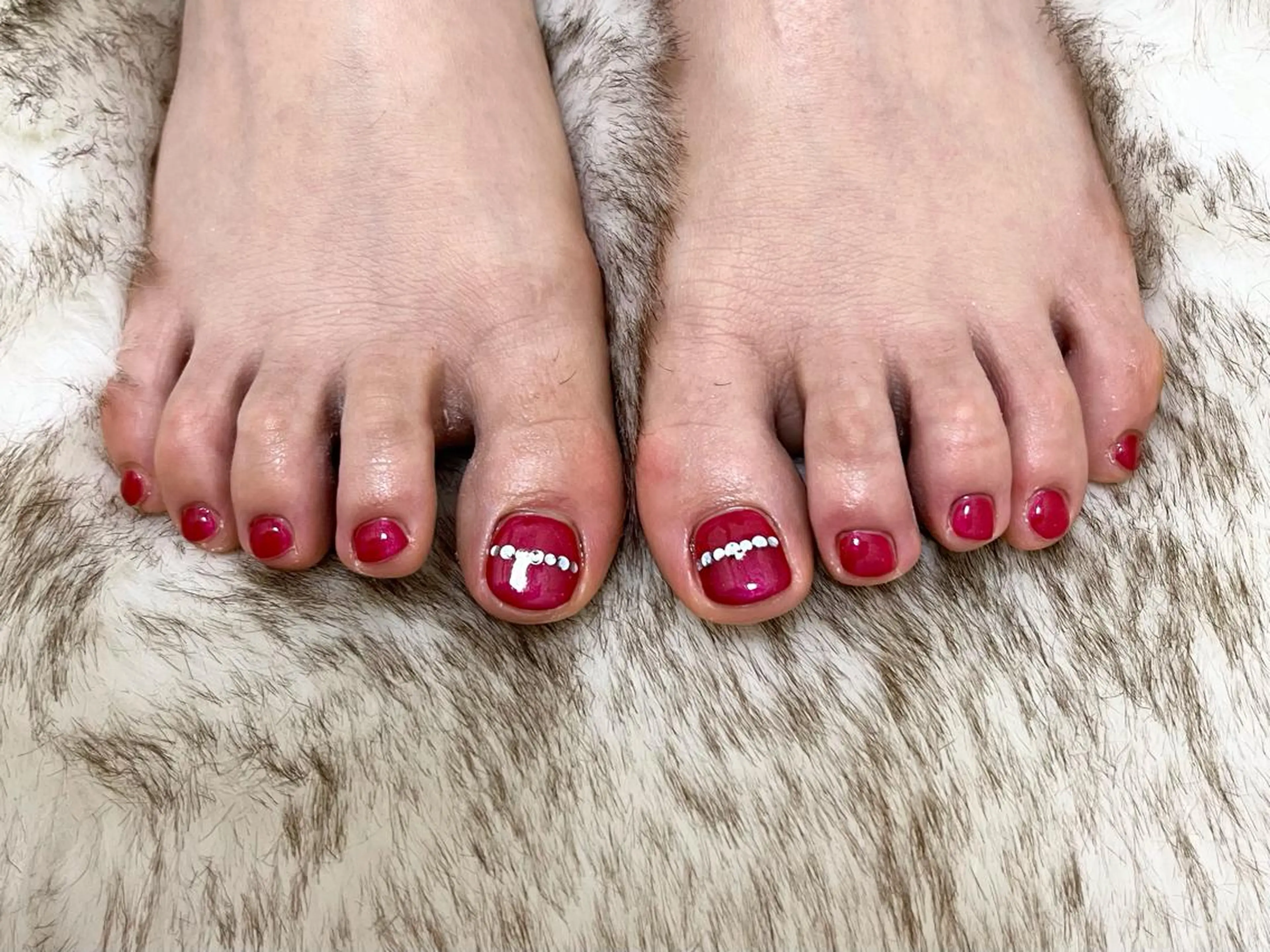 ネイル オーロラネイル フラワーネイル フットネイル フレンチネイル ジェルネイル フットネイル mogunail &blowのネイルデザイン