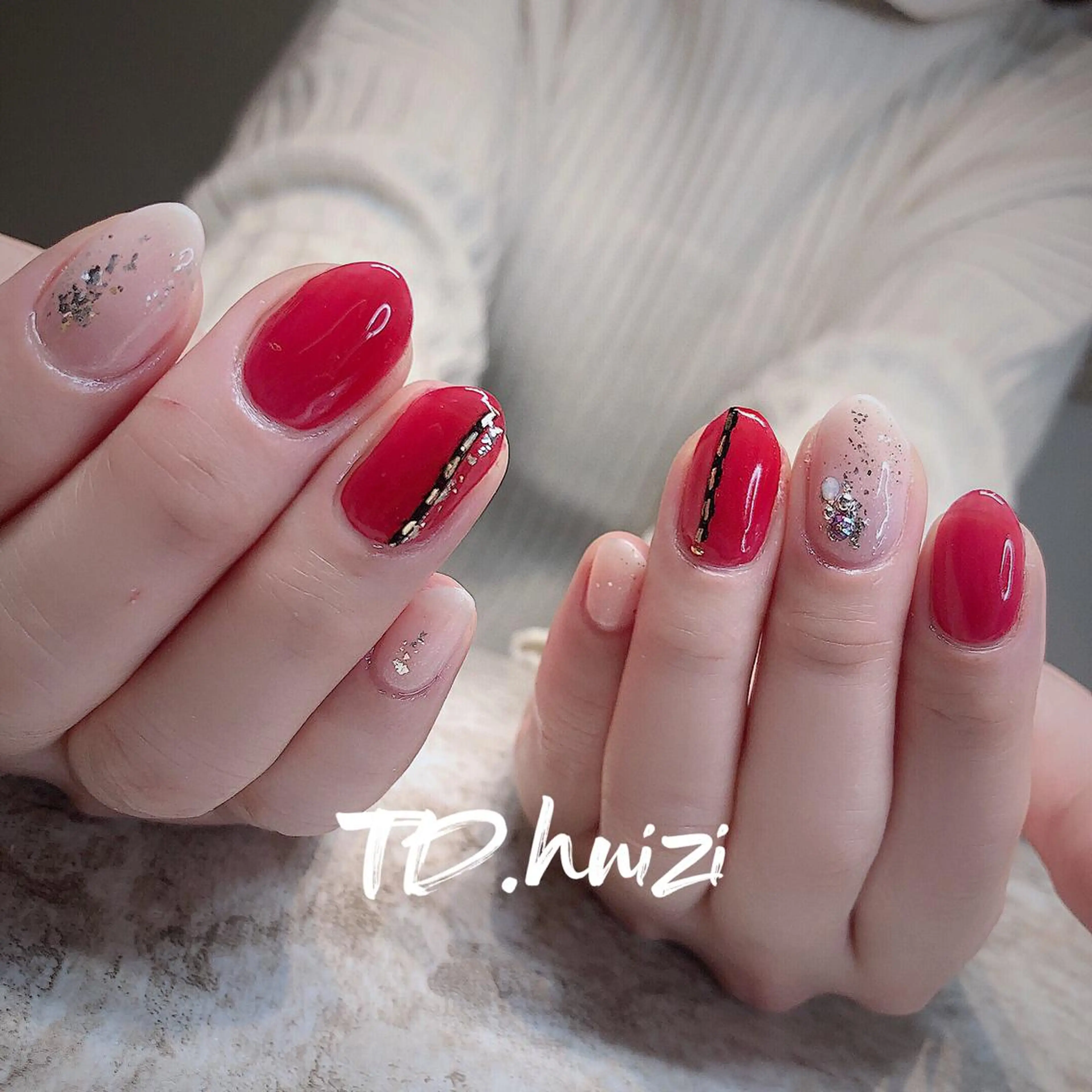 ミディアム めぐみのネイルサロン スタッフ練習のネイルデザイン