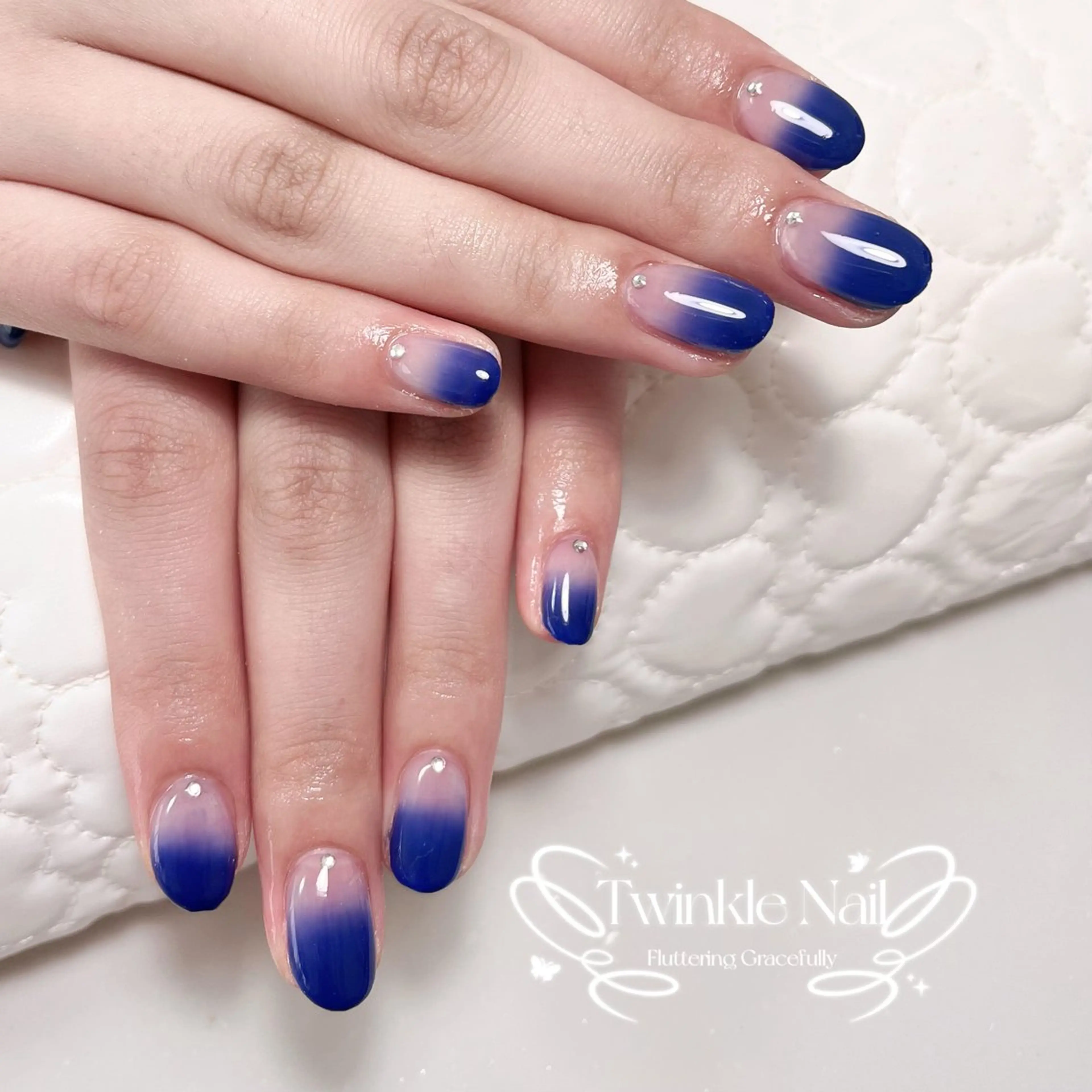 ネイル グラデーション Twinkle Nail Kuboのネイルデザイン