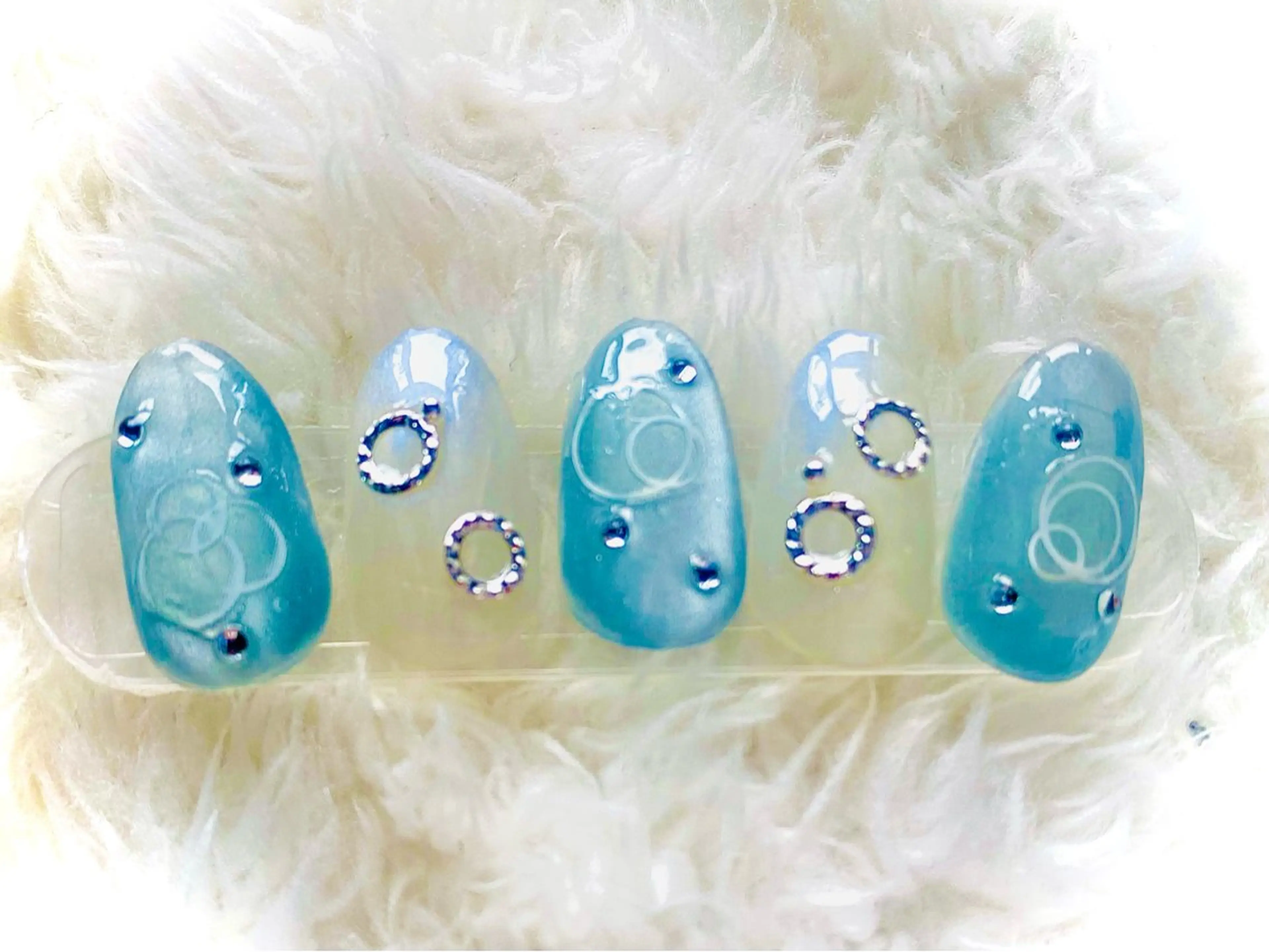 ネイル マグネットネイル ハンドネイル Rafinesse Miwaのネイルデザイン