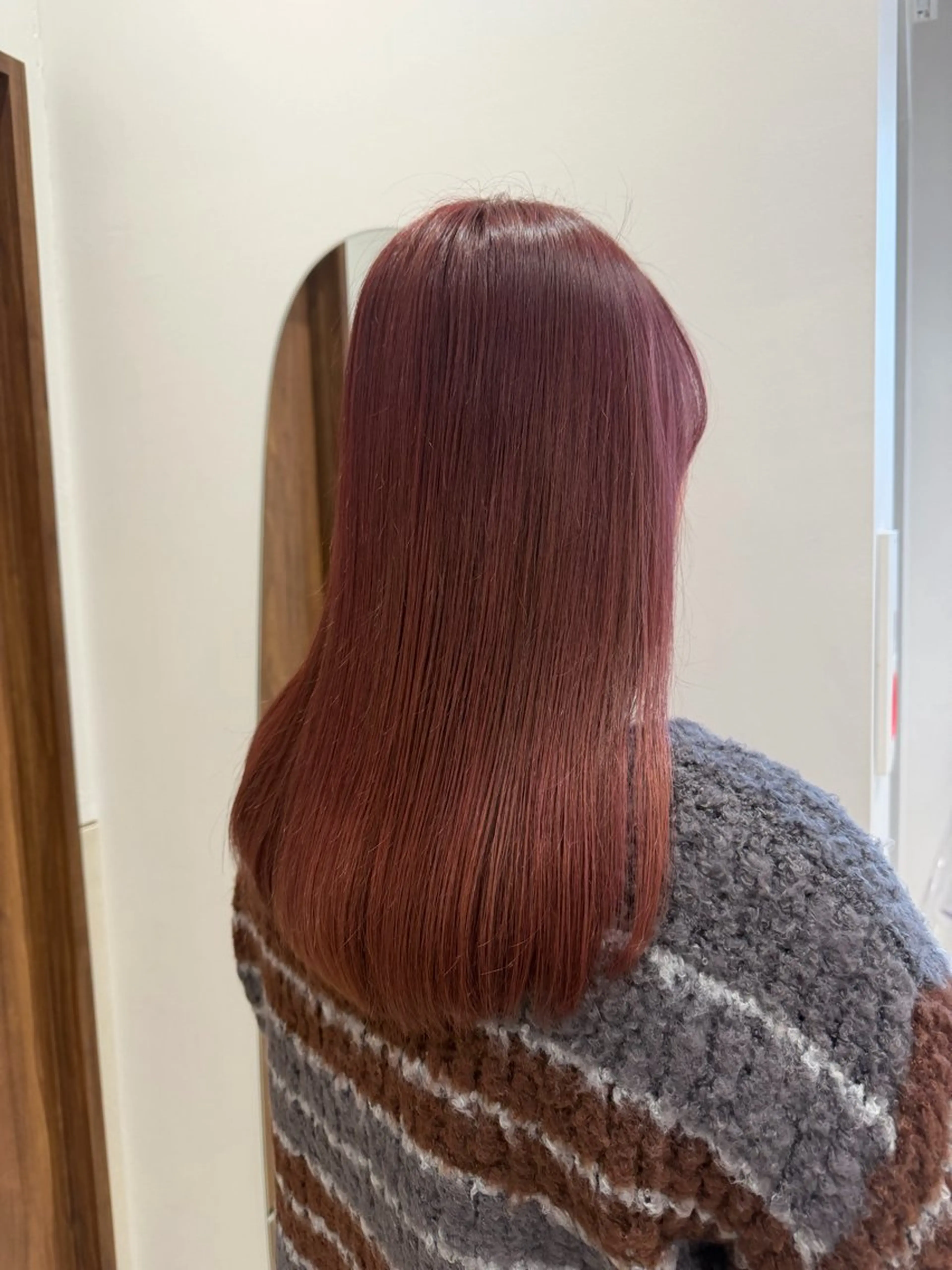 ☁️ワンメイクカラー🤍の写真